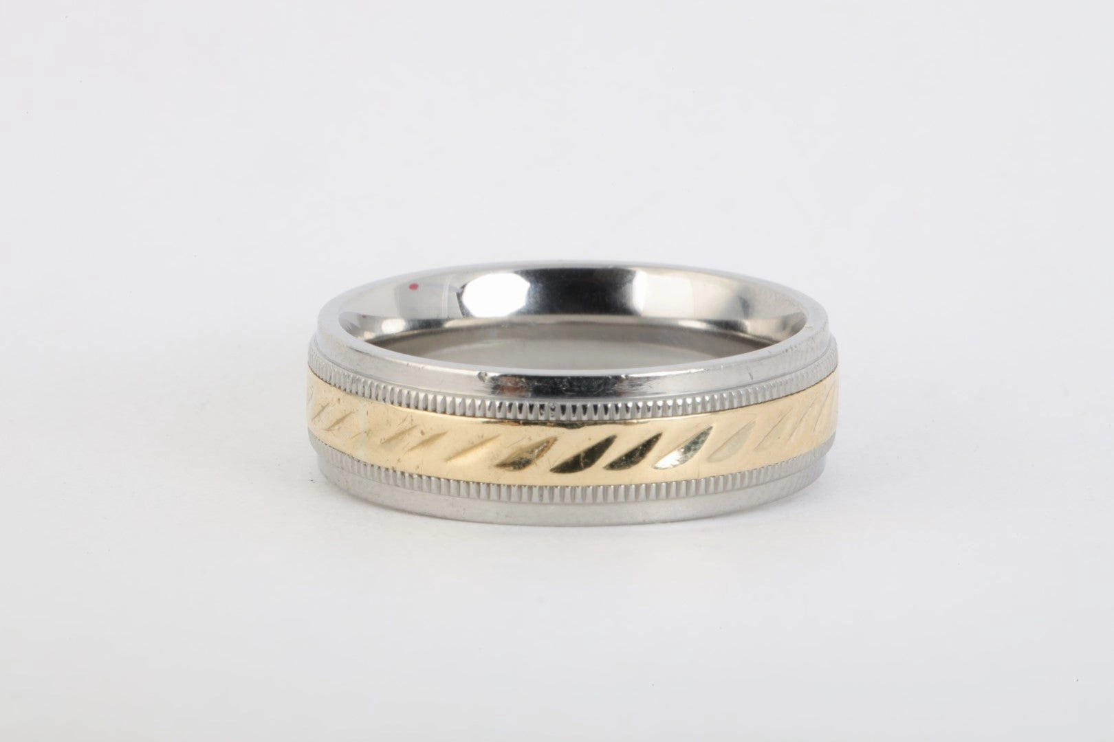 10k Yellow Gold and Stainless Steel Band Size 11.25 (8.61g.)