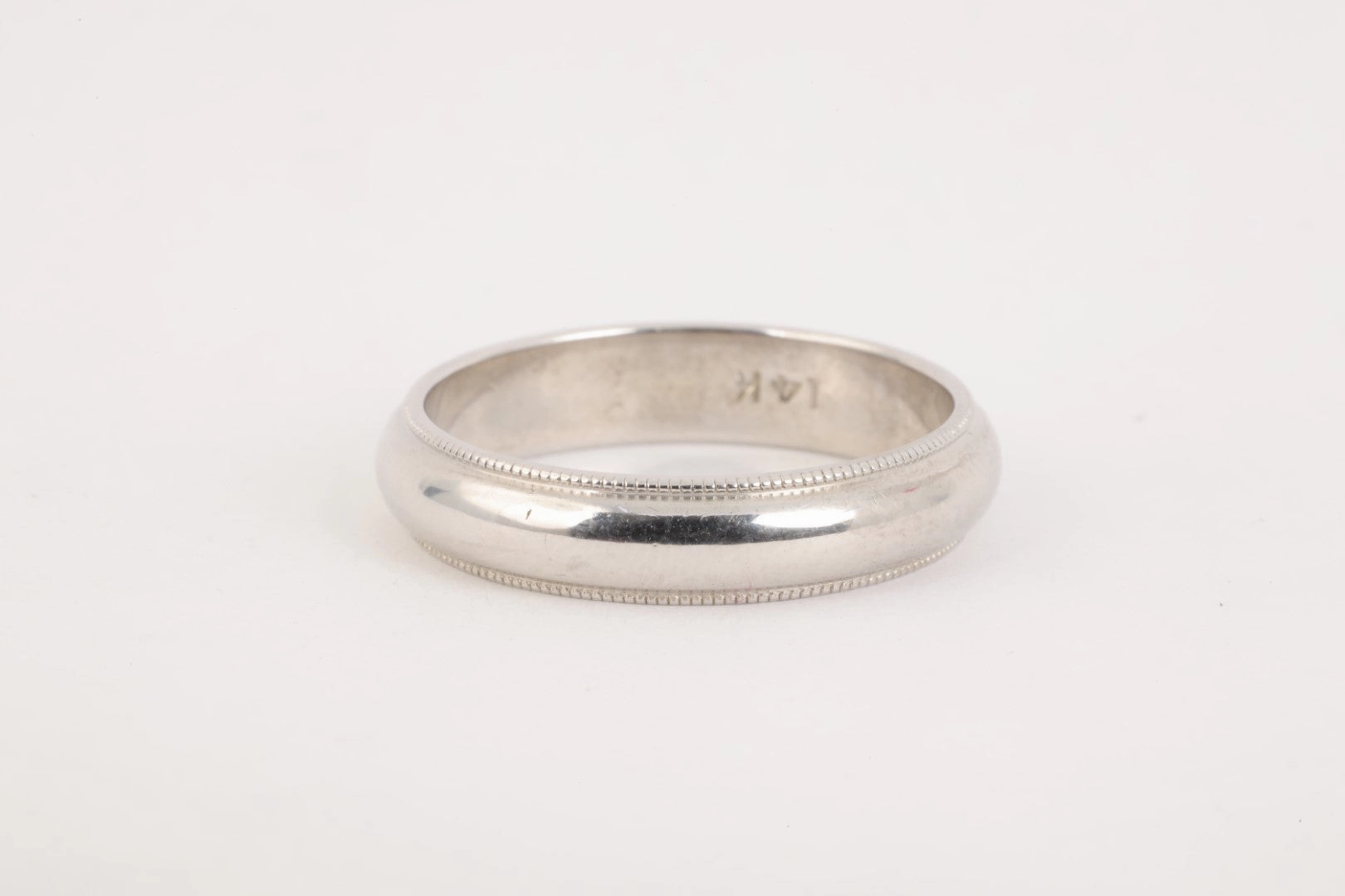 14k White Gold Ring Band Size 9.75 (6.04g.)