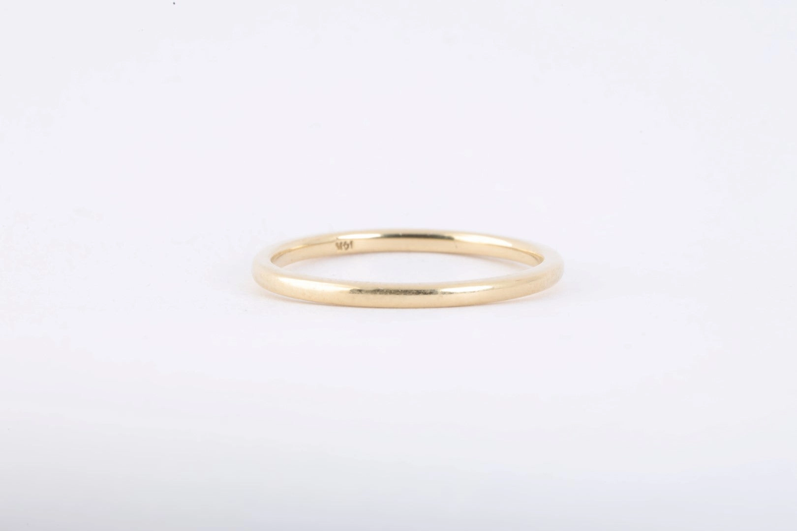 14k Yellow Gold Band Size 8.25 (1.77g.)