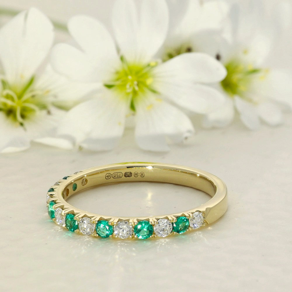 18ct Yellow Gold Emerald & Diamond Slim 2.1mm Half Eternity Ring