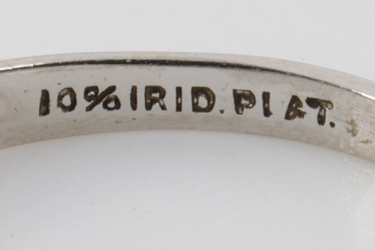 950 Platinum 0.50tcw Diamond Wedding Band Size 5.25 (2.83g.)