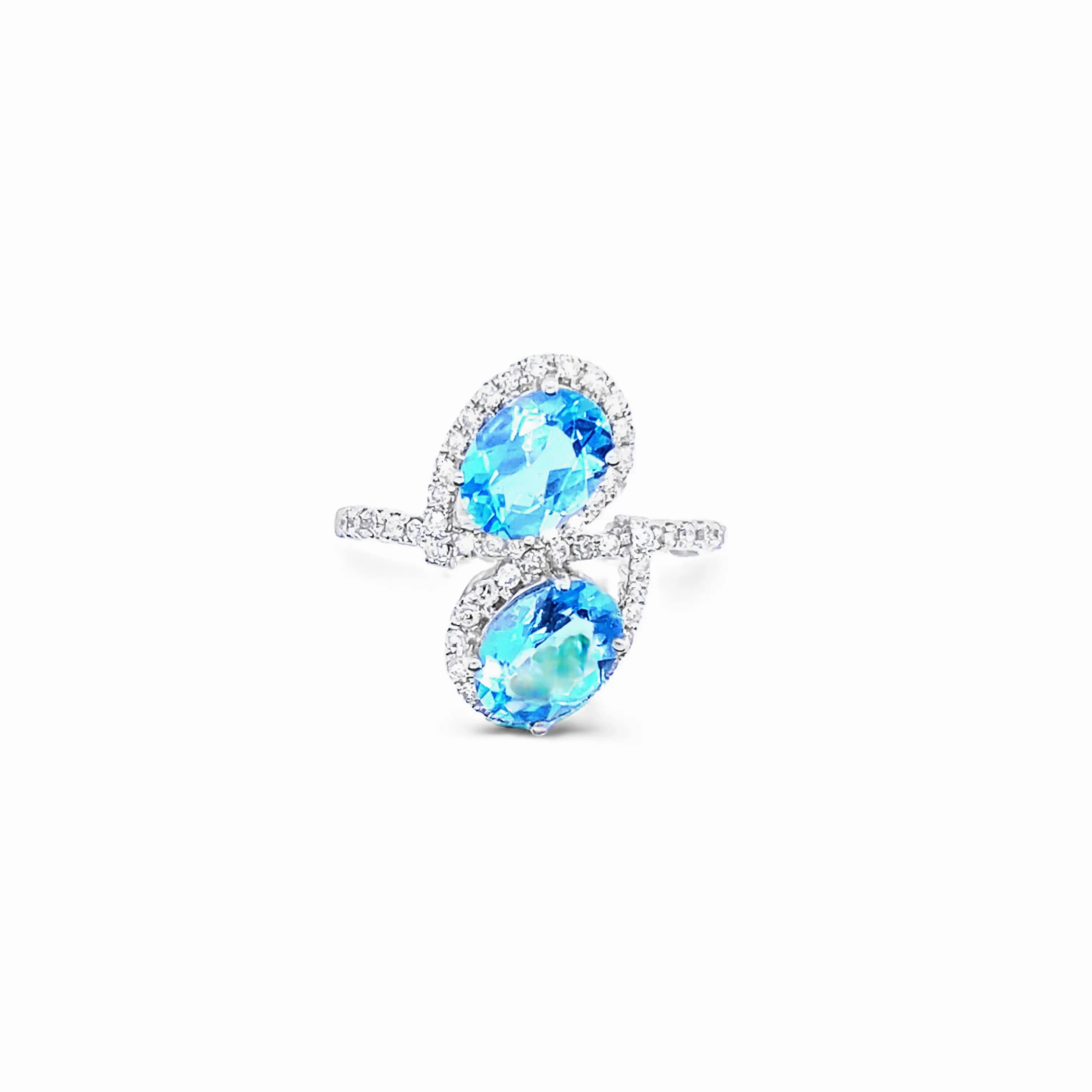 9ct White Gold Blue Topaz &amp; Diamond Ring