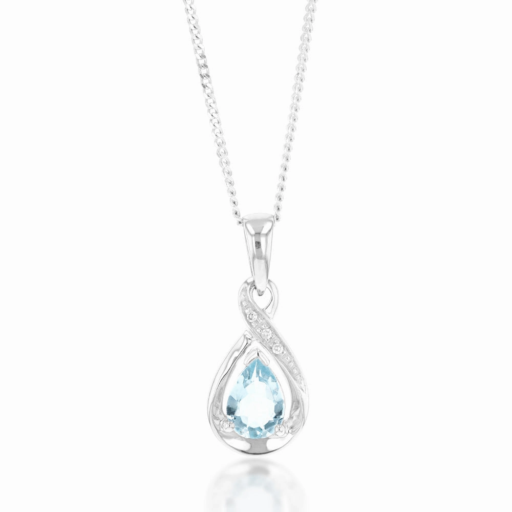 9ct White Gold Pear Shaped Aquamarine   Diamond Pendant