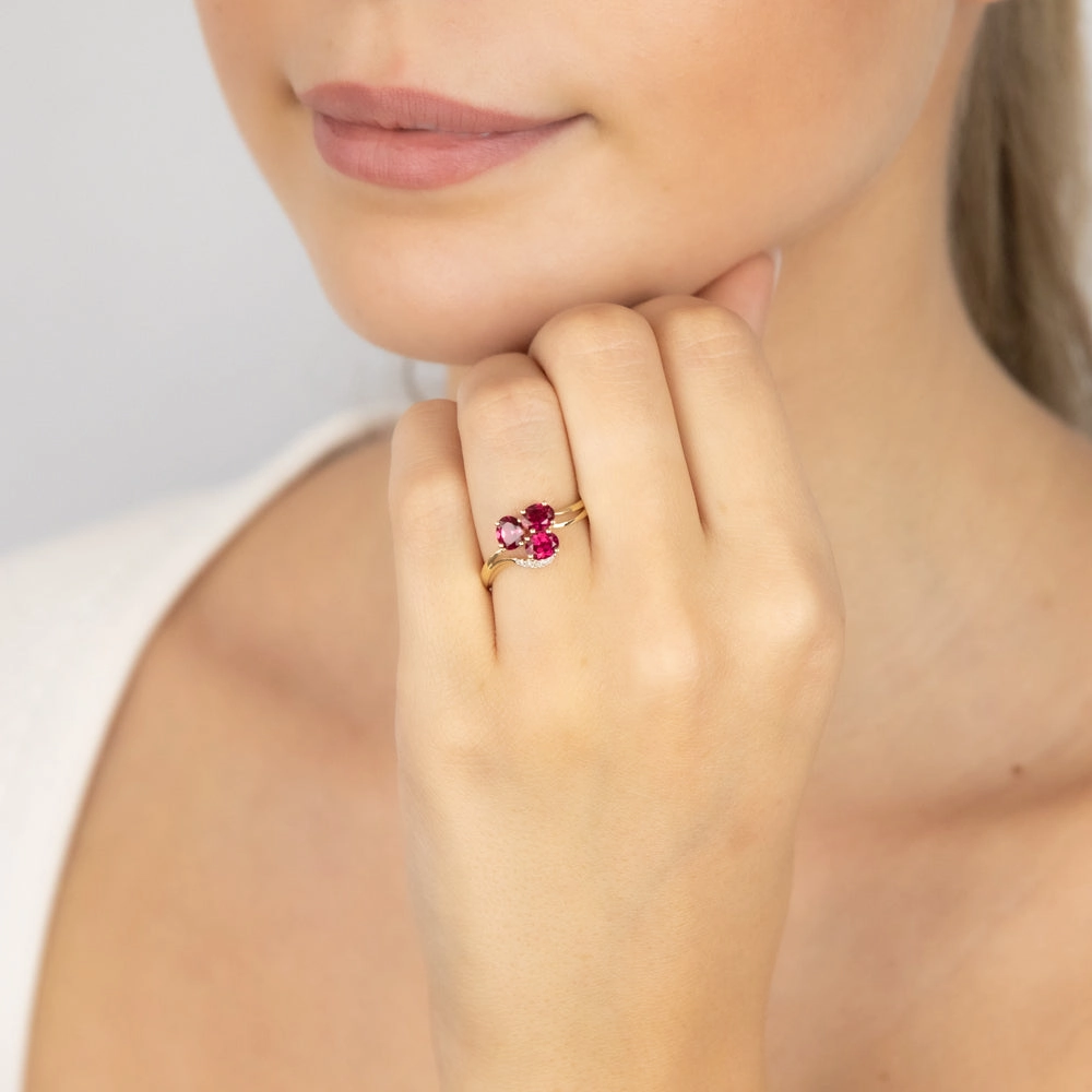 9ct Yellow Gold 1.19Ct Created Ruby & 5 Diamond Ring