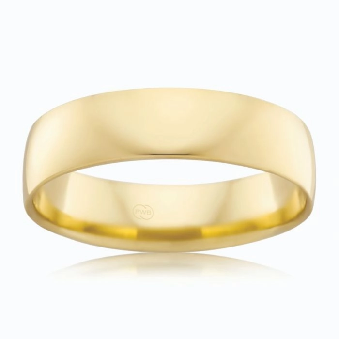 9ct Yellow Gold 6mm Crescent Ring. Size Z