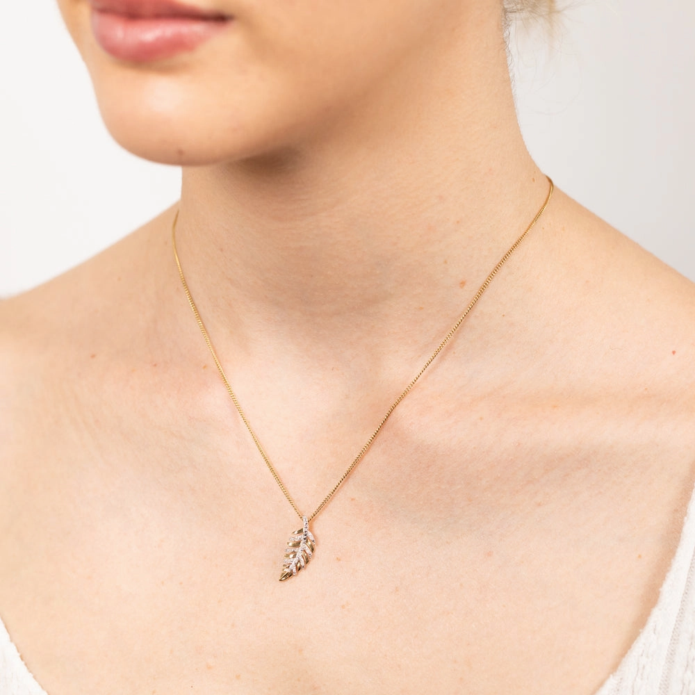 9ct Yellow Gold Leaf Shaped Diamond Pendant