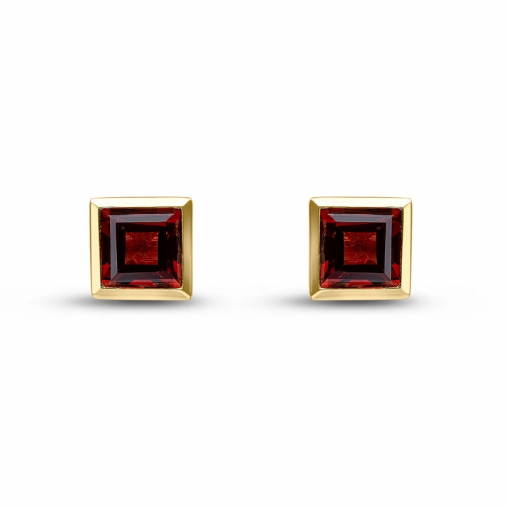 9ct yellow gold square garnet stud earrings