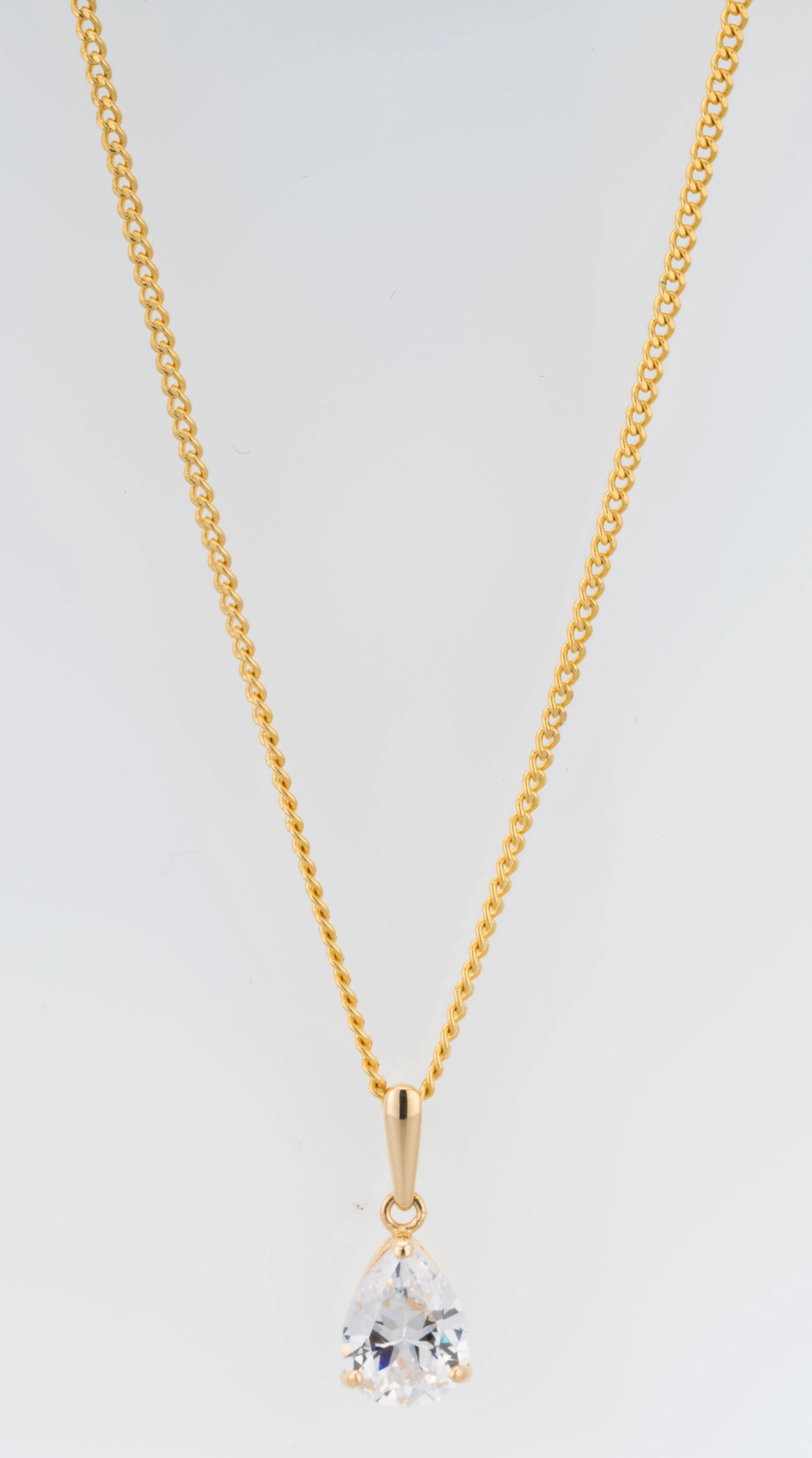 9ct Yellow Gold Teardrop Zirconia Pendant
