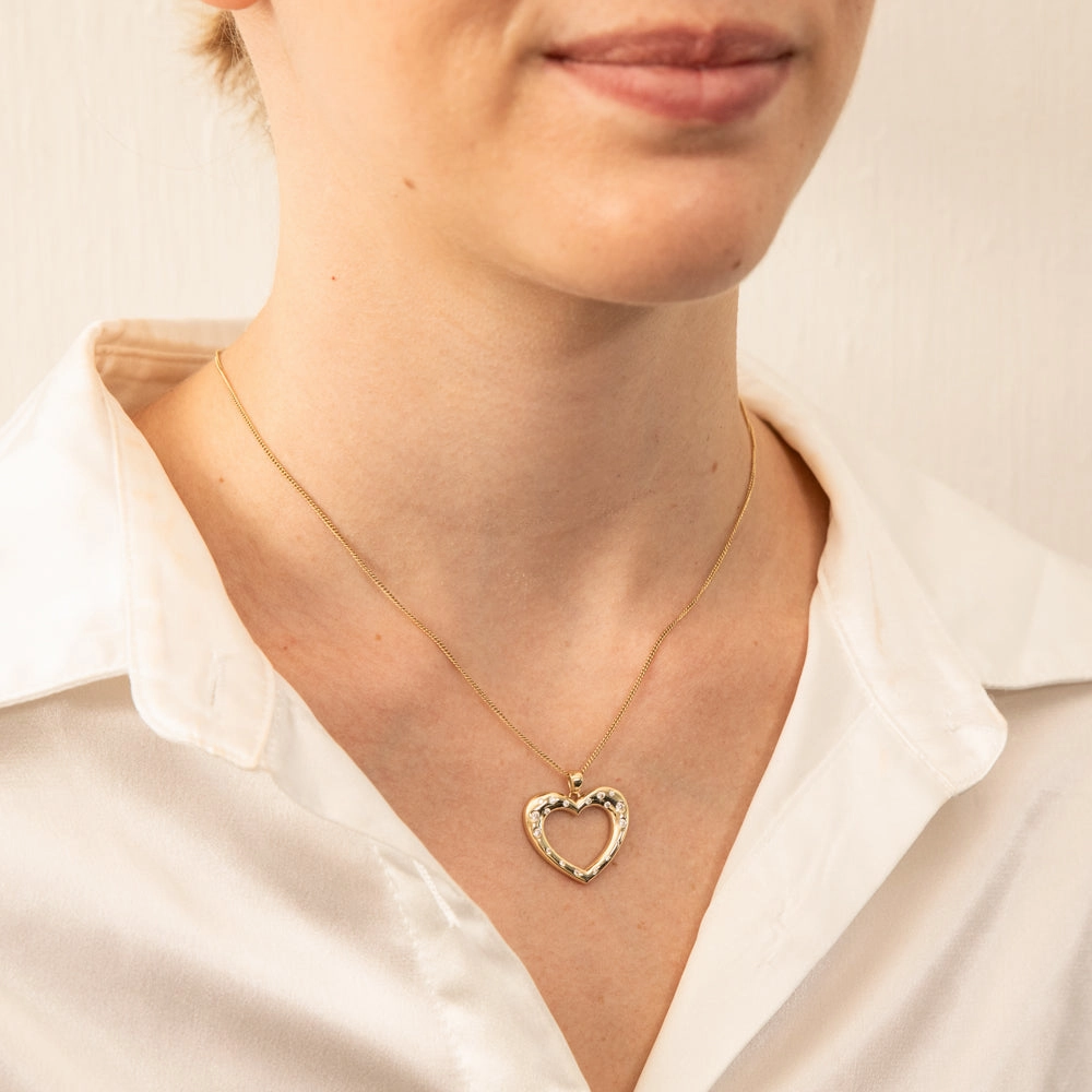9ct Yellow Gold Zirconia Open Heart Pendant
