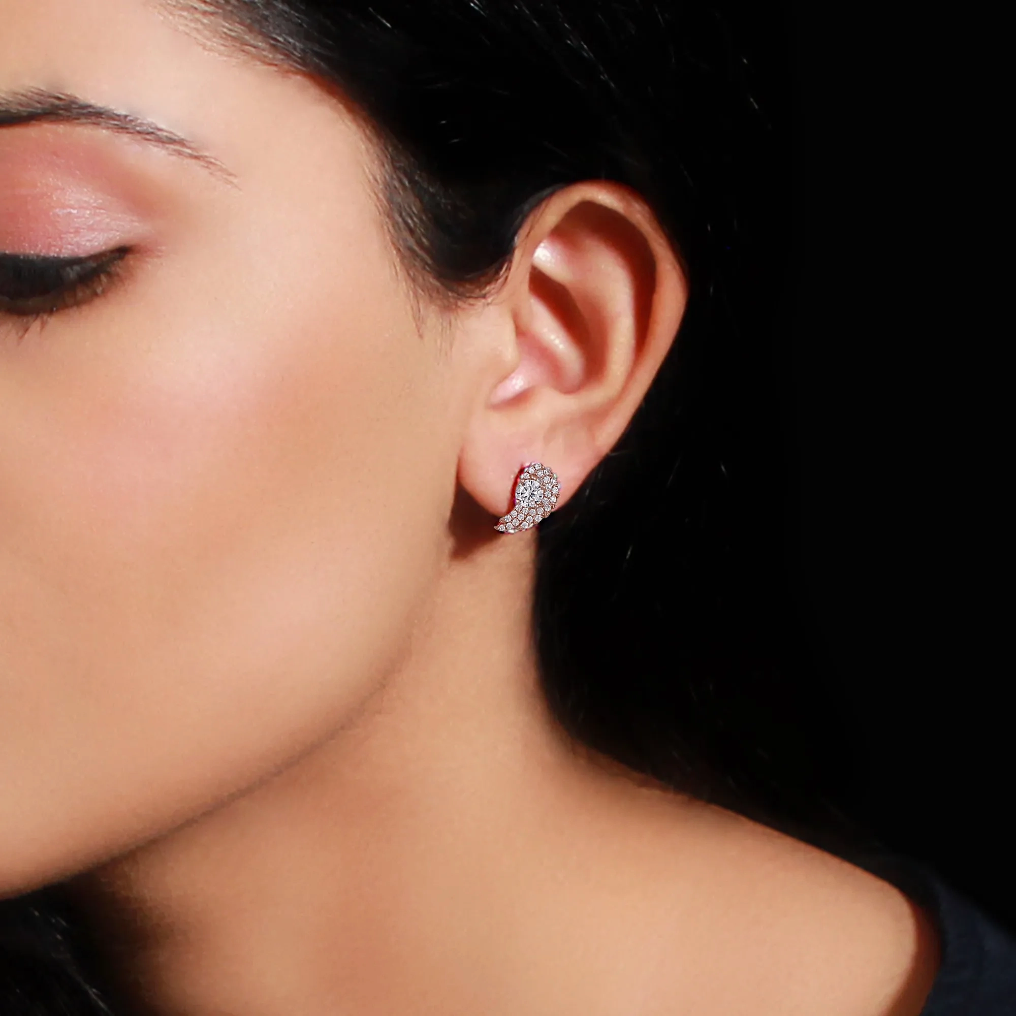 Aayesha??s Rose Gold Wing Studs
