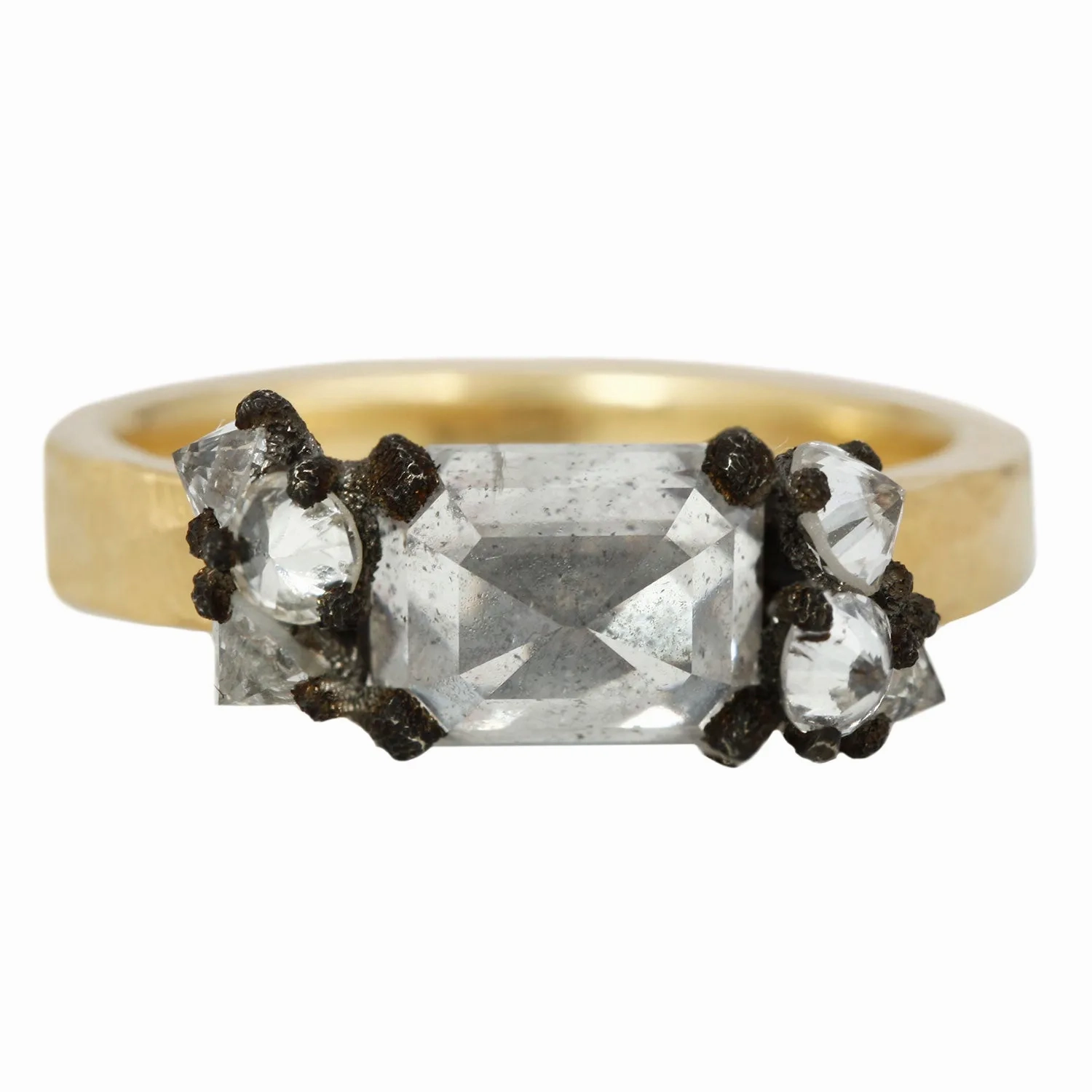 Bright Light Cluster Ring