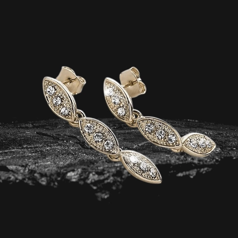 Captivating Leaf Earrings