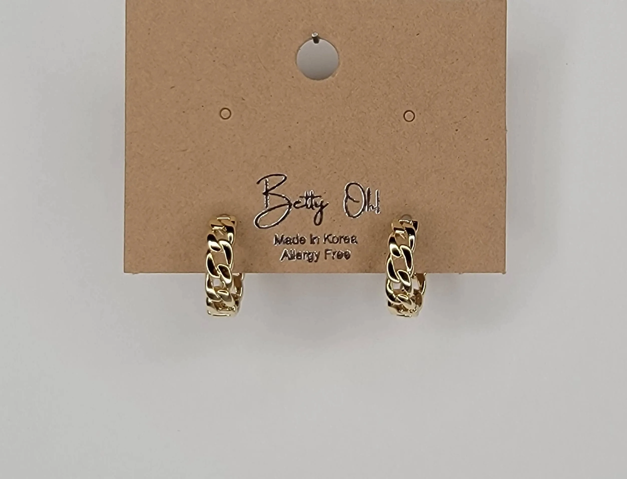 CHAIN  HUGGIE HOOP