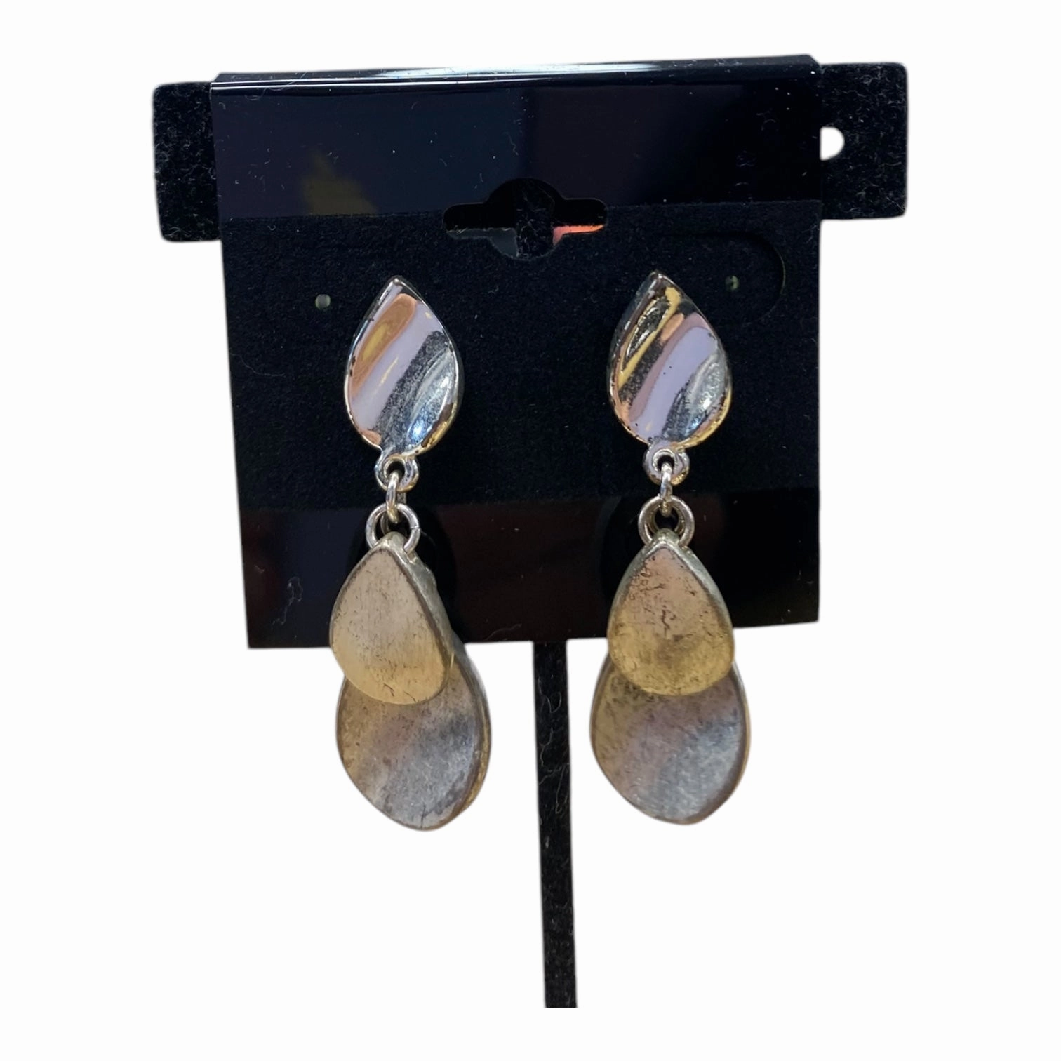Earrings Dangle/Drop By Chicos In Silver