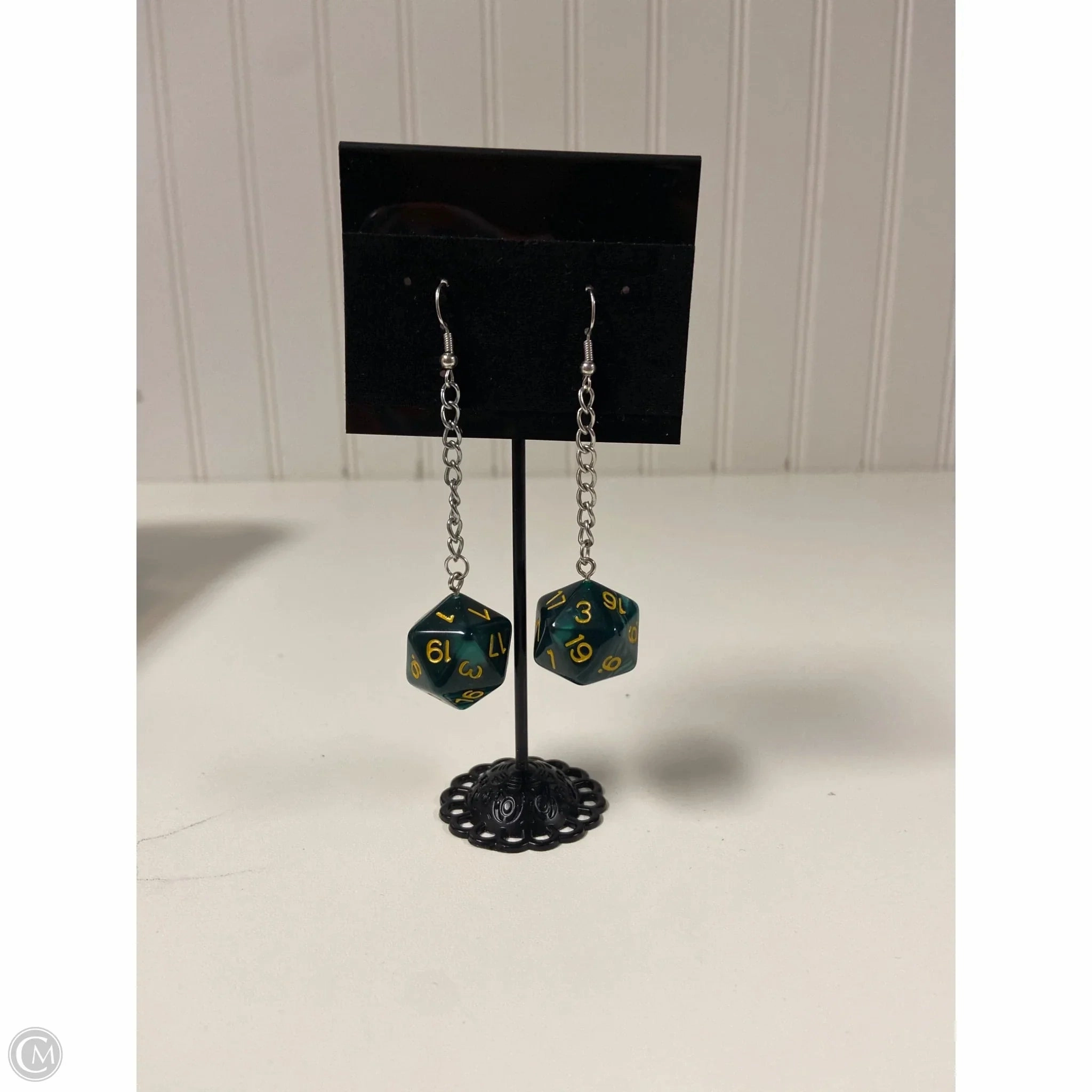 Earrings Dangle/drop By Clothes Mentor