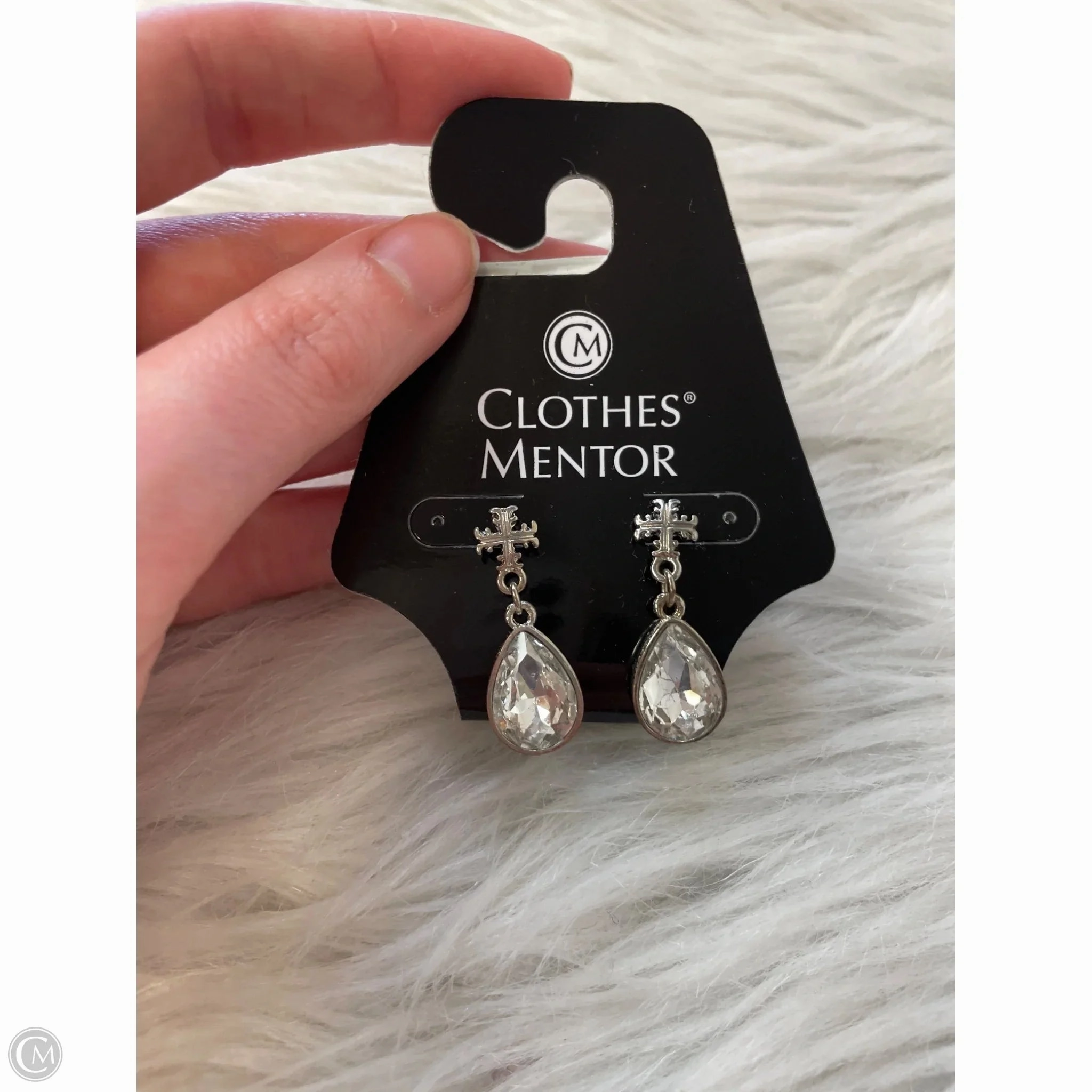Earrings Dangle/drop By Clothes Mentor