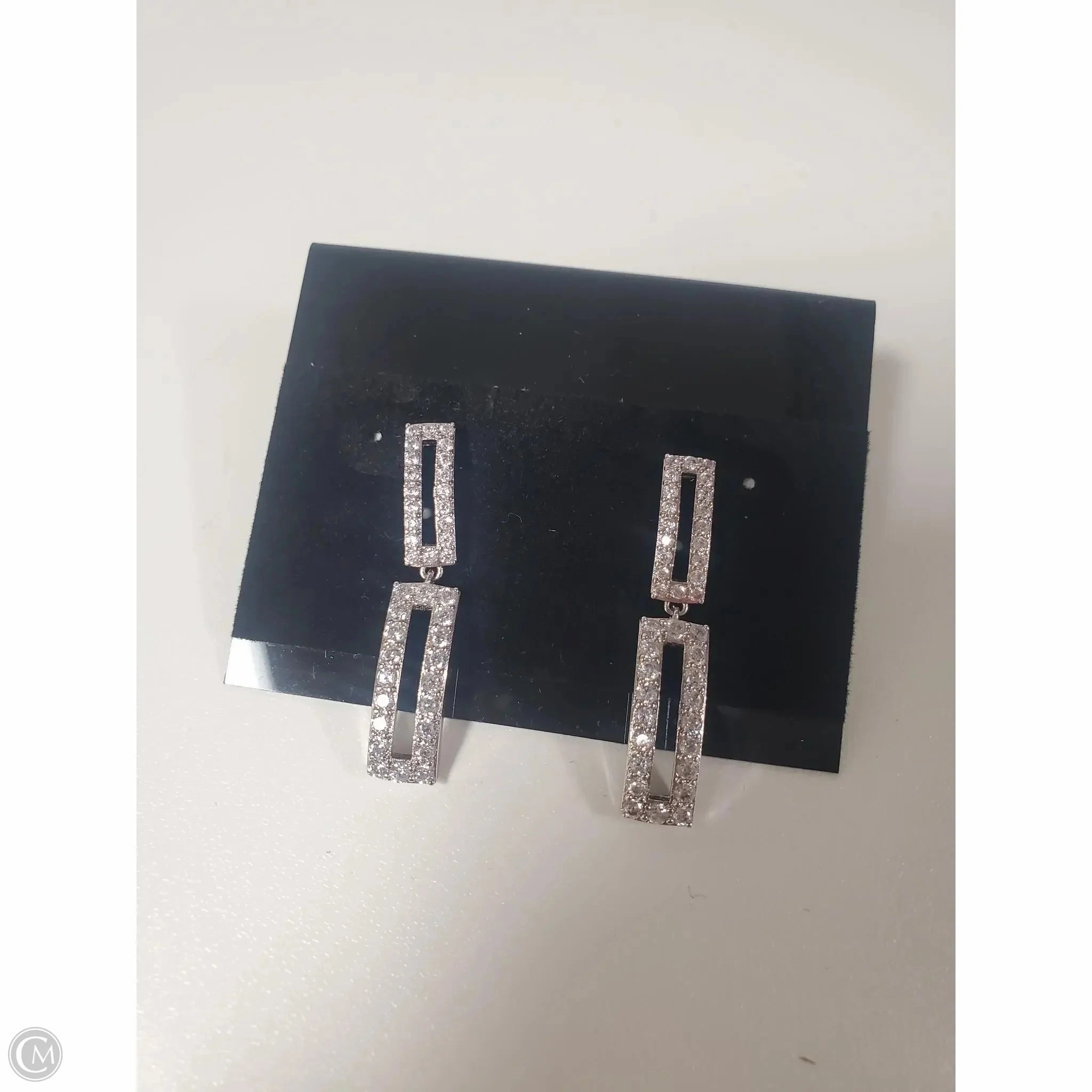 Earrings Dangle/drop By Clothes Mentor