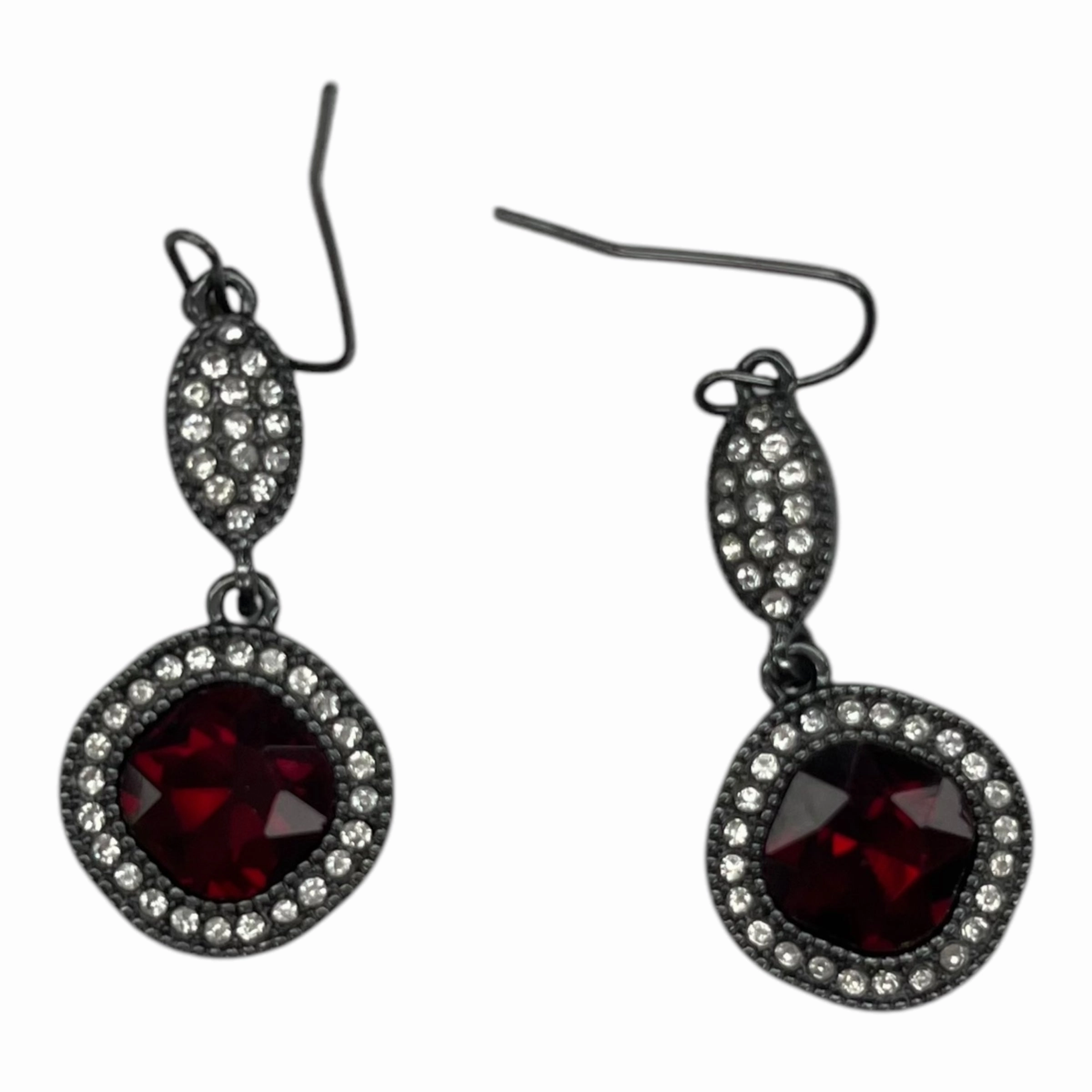 Earrings Dangle/Drop By Cmf In Red & Silver