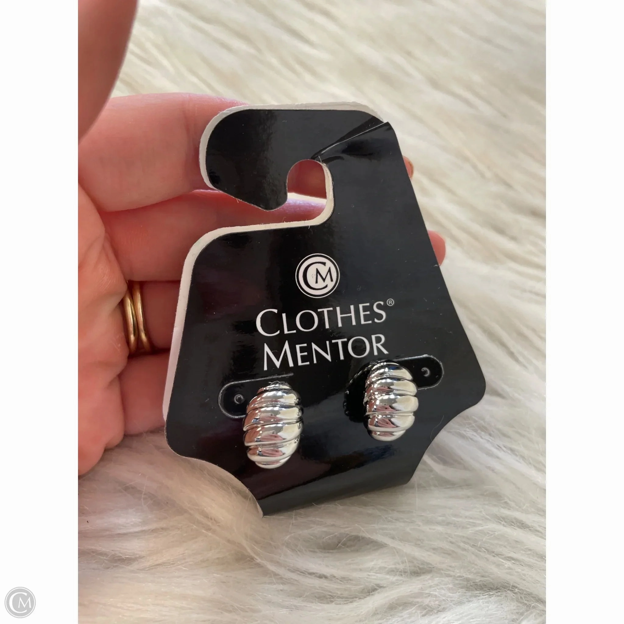 Earrings Dangle/drop By Loft