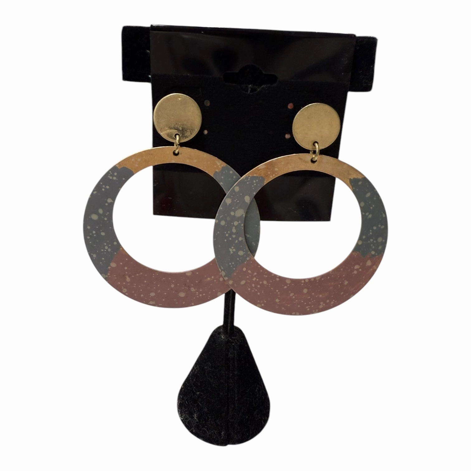 Earrings Dangle/Drop  In Gold & Pink