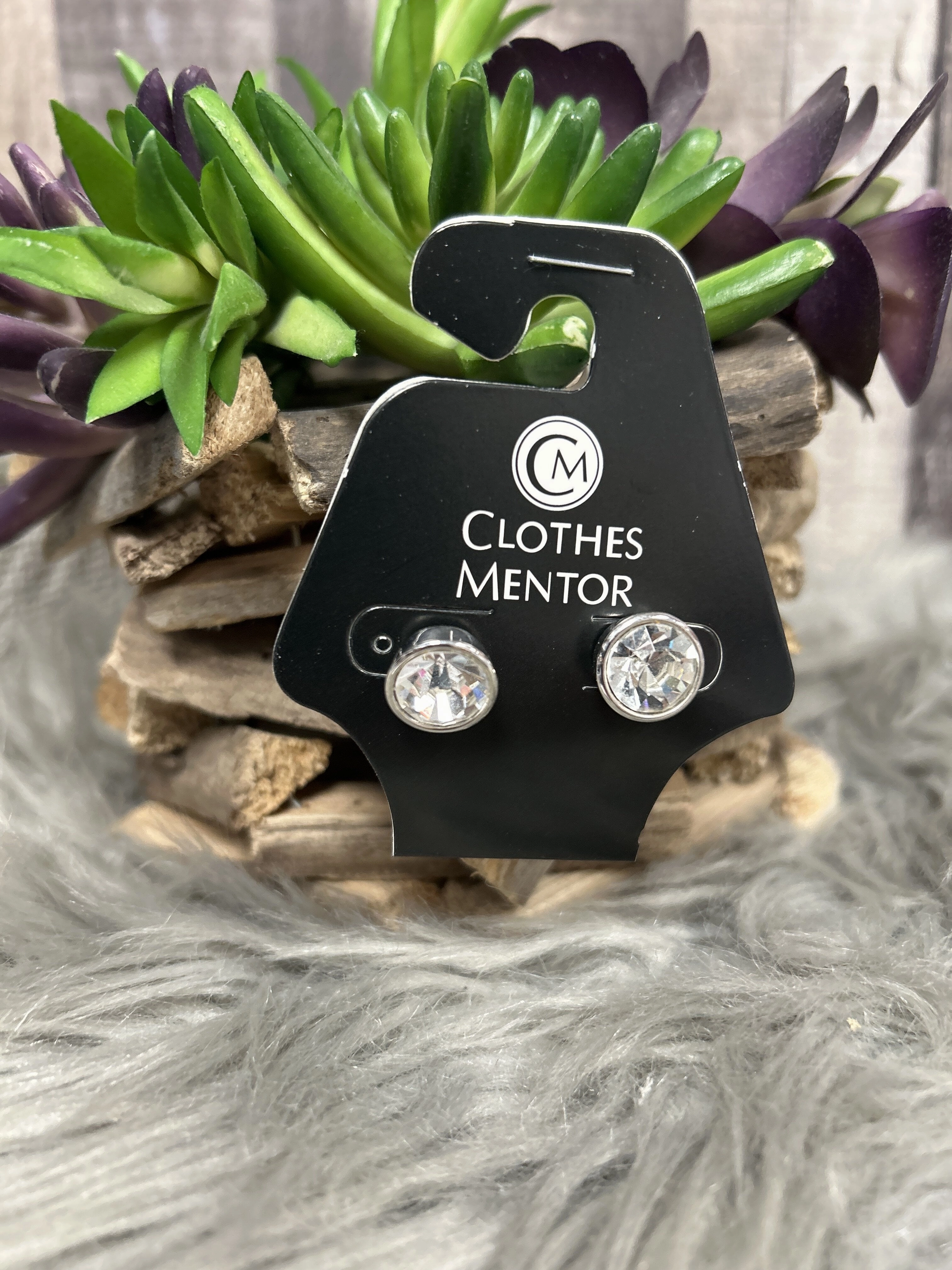 Earrings Stud By Cmf