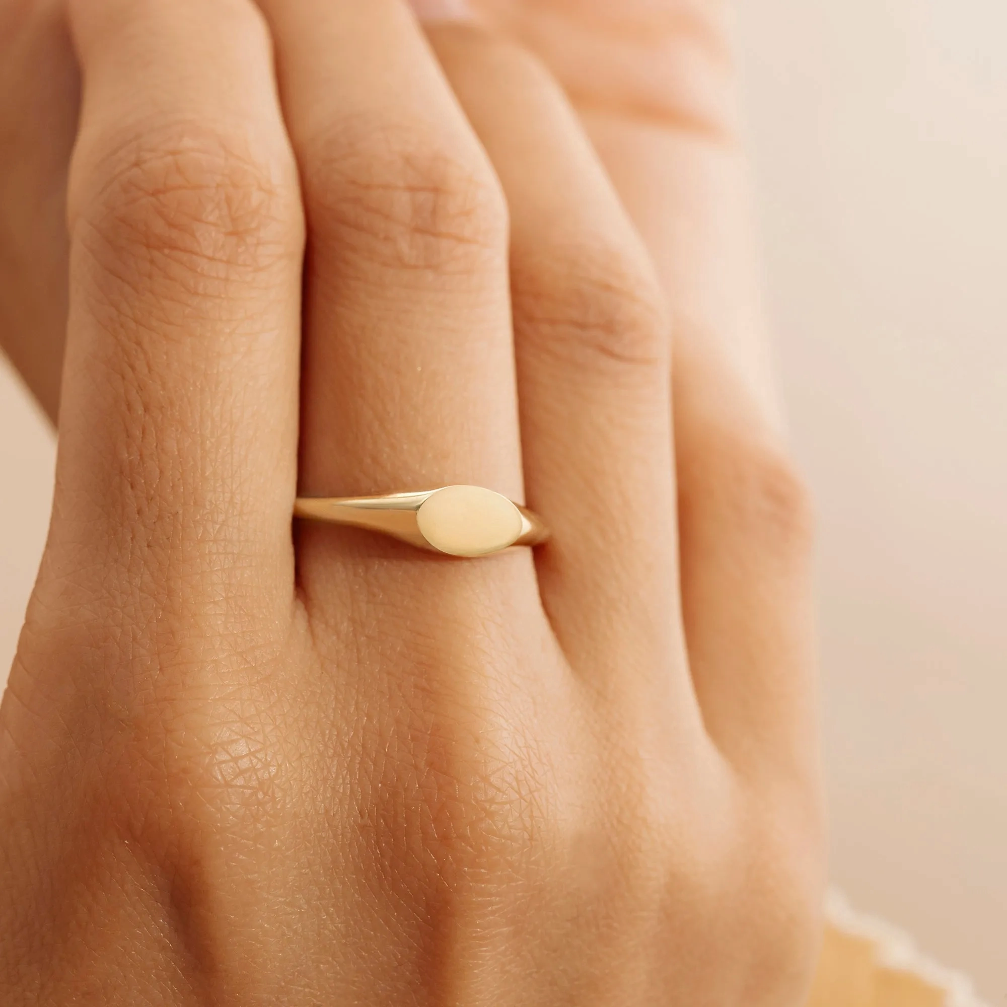 Engravable Oval Signet Ring, Trina