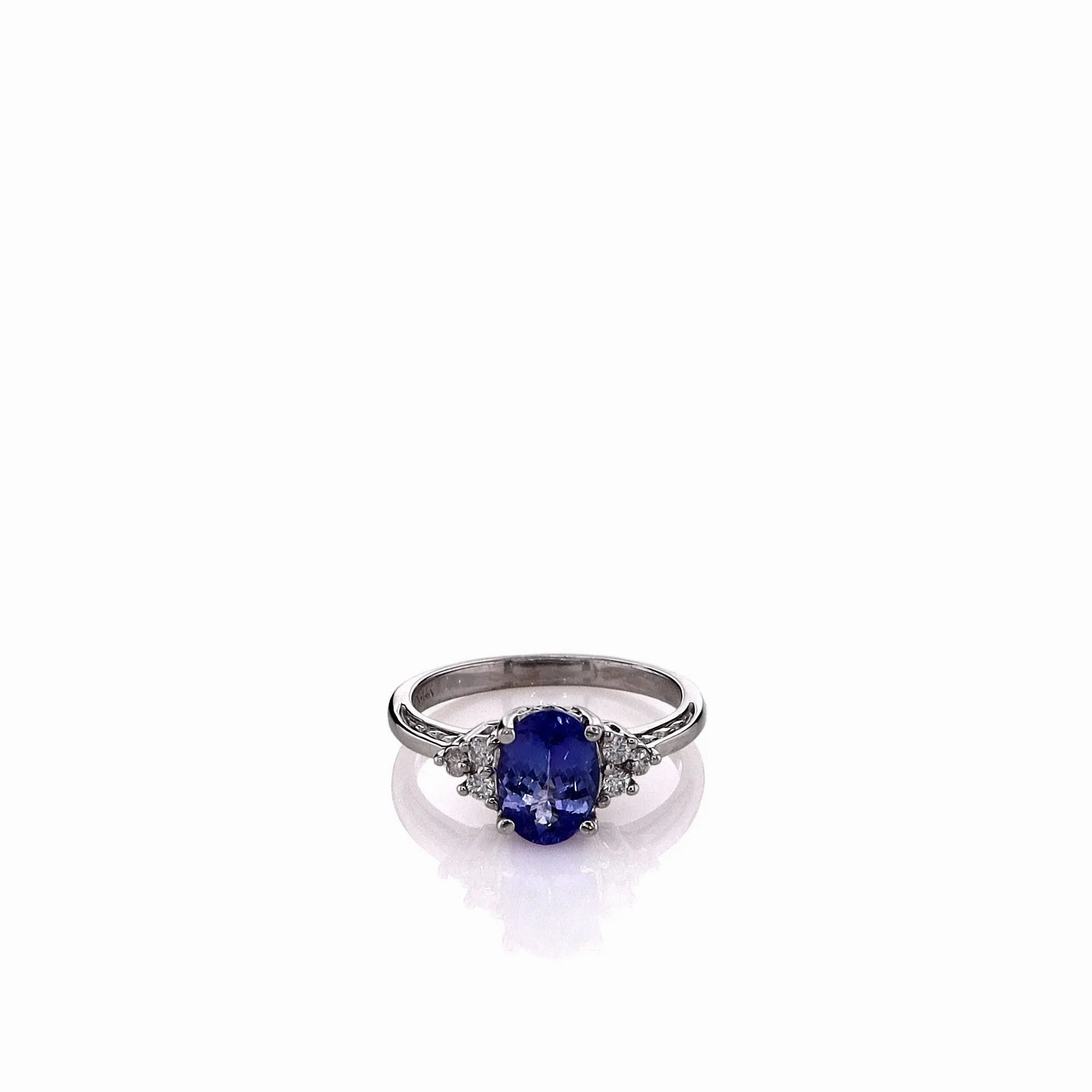 Estate 14k White Gold Purple Oval Tanzanite and Diamond Ring