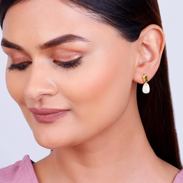 Golden Amber &amp; Pearl Earrings