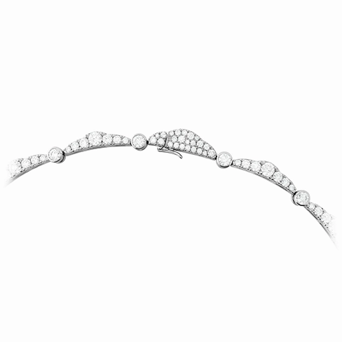 Hearts On Fire Lorelei Ribbon Diamond Line Necklace