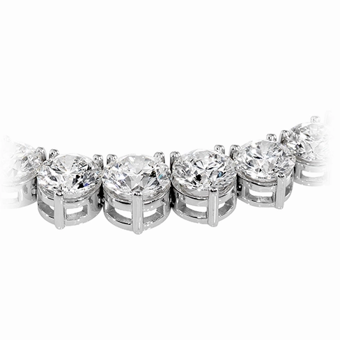 Hearts On Fire Temptation Three-Prong Necklace
