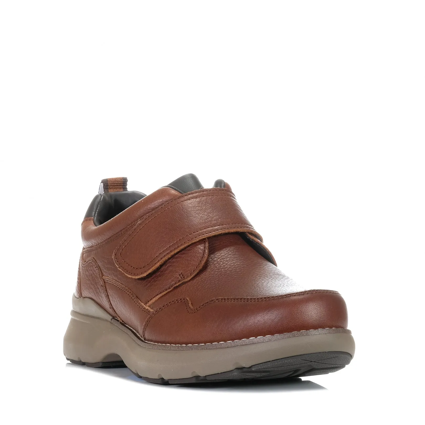 Hush Puppies	Shoes Hush Puppies Reach Tan