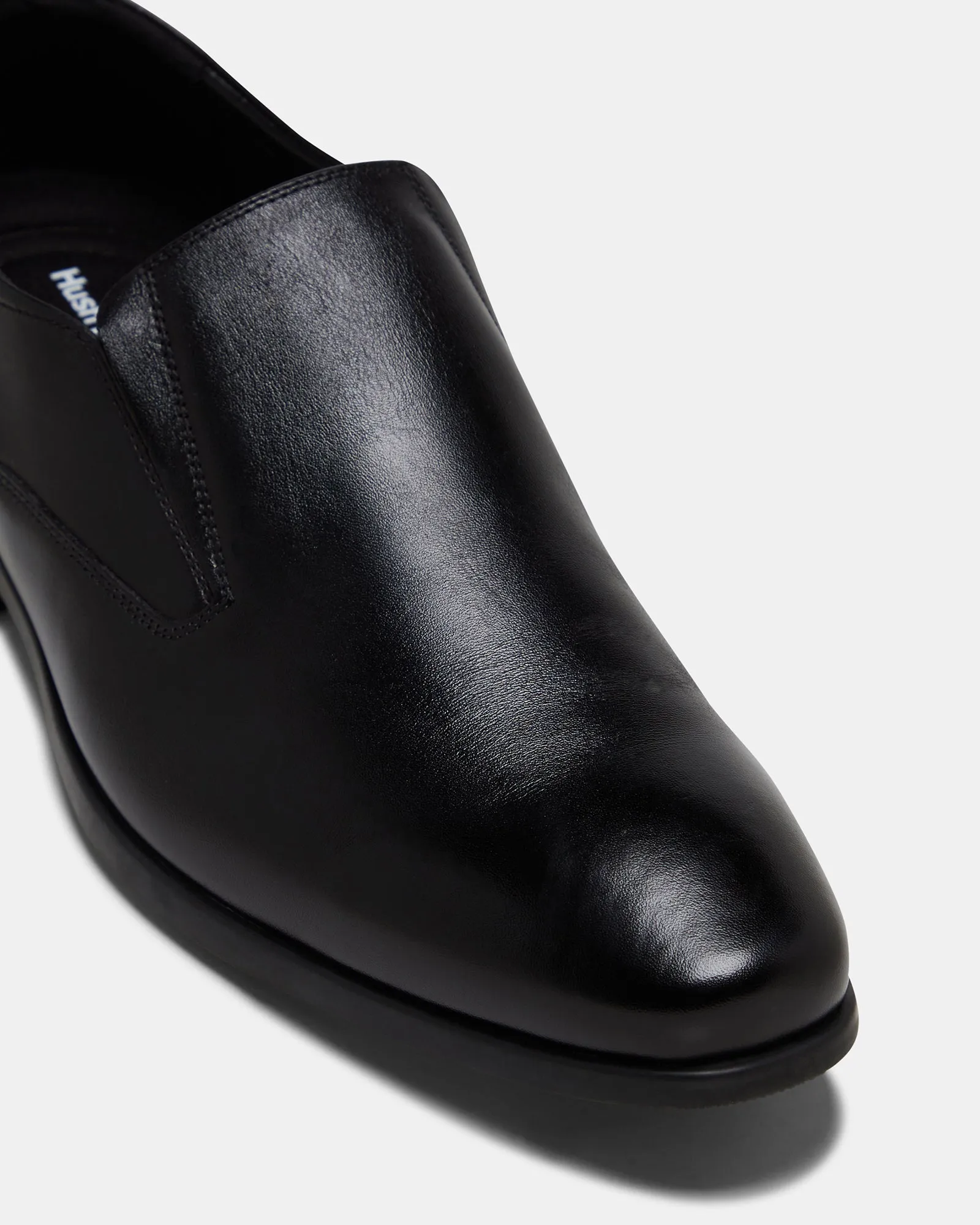 Hush Puppies	Shoes Nicholson Black