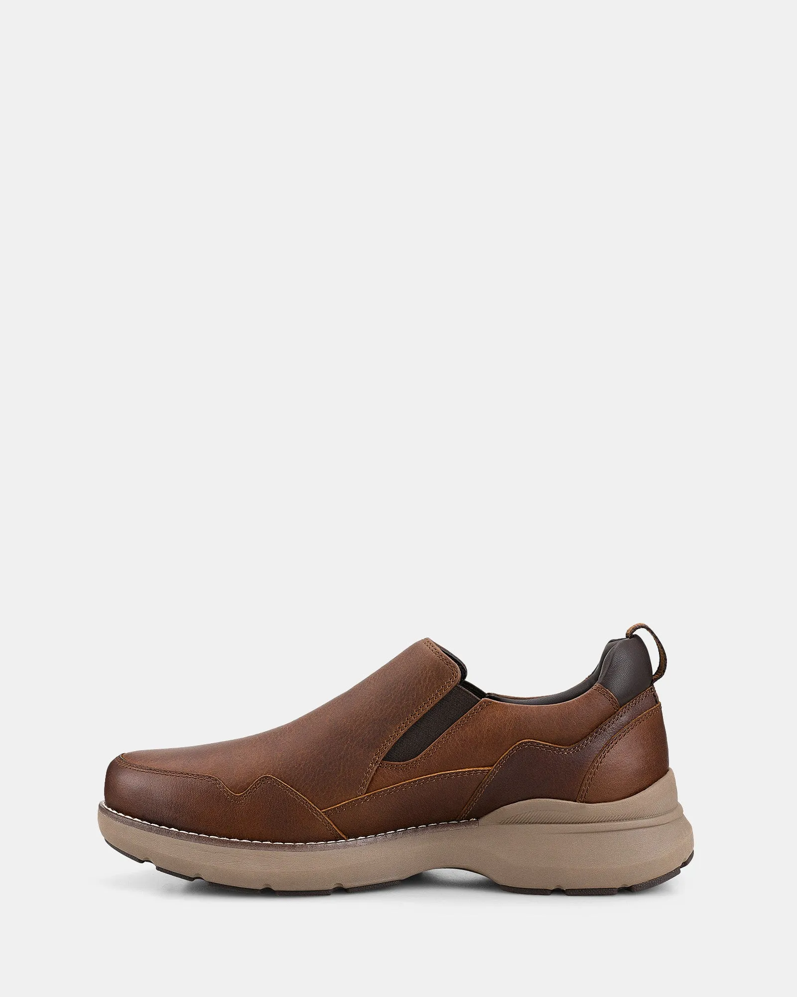 Hush Puppies	Shoes Route Tan