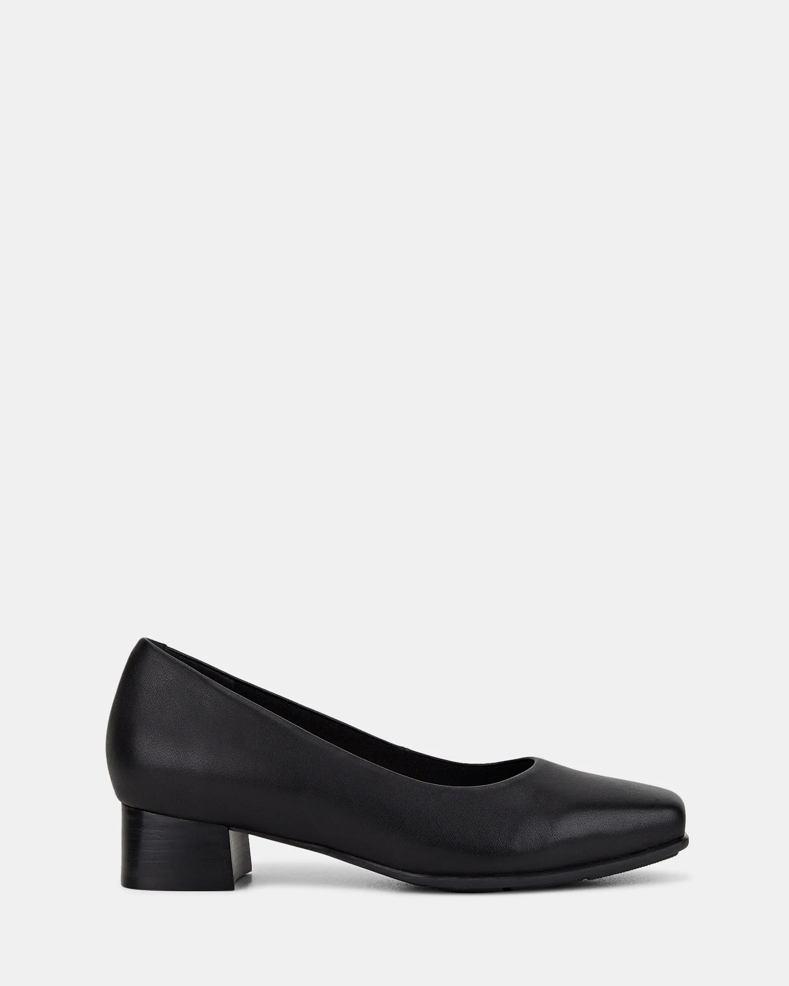Hush Puppies	Shoes The Low Square Black