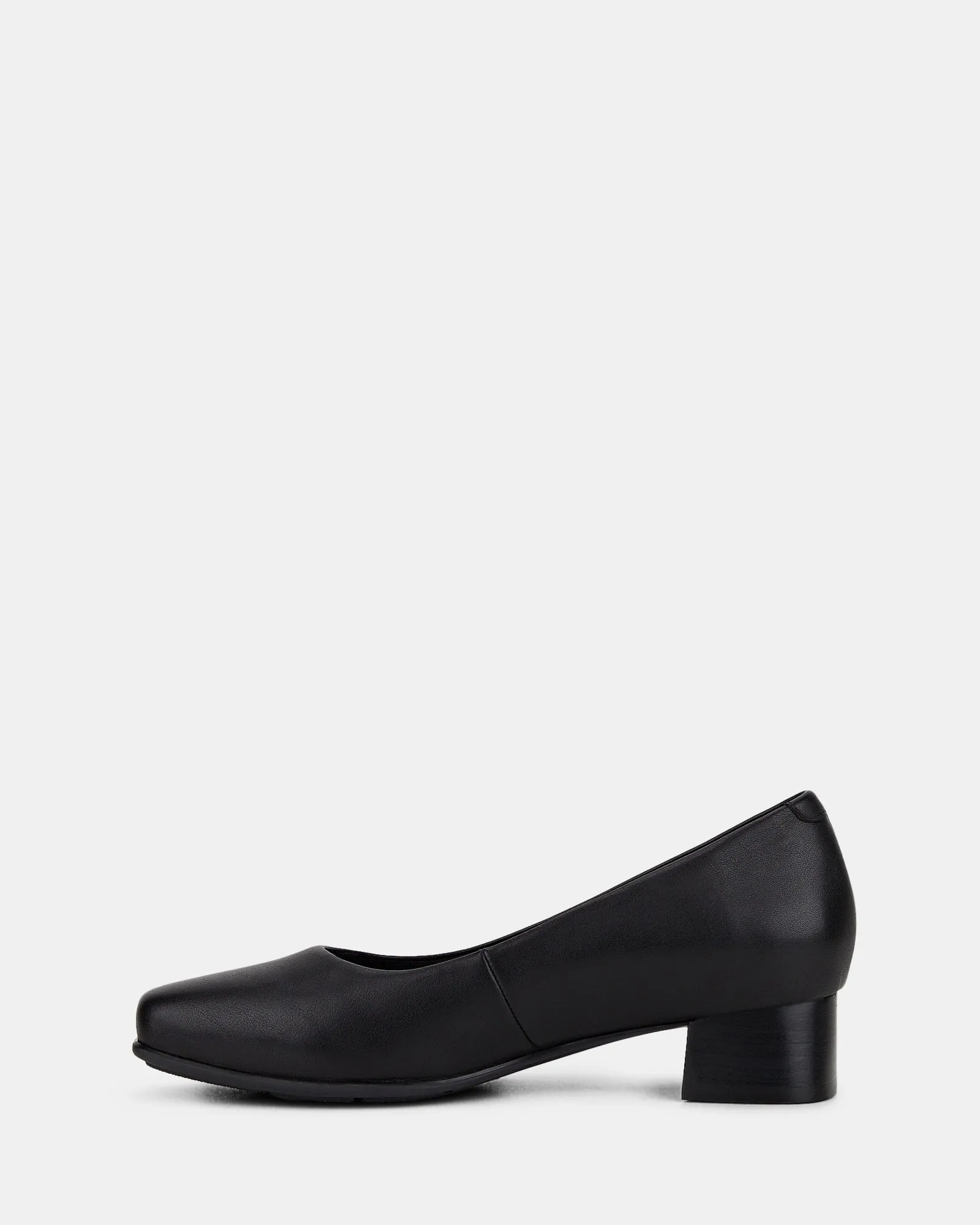 Hush Puppies	Shoes The Low Square Black