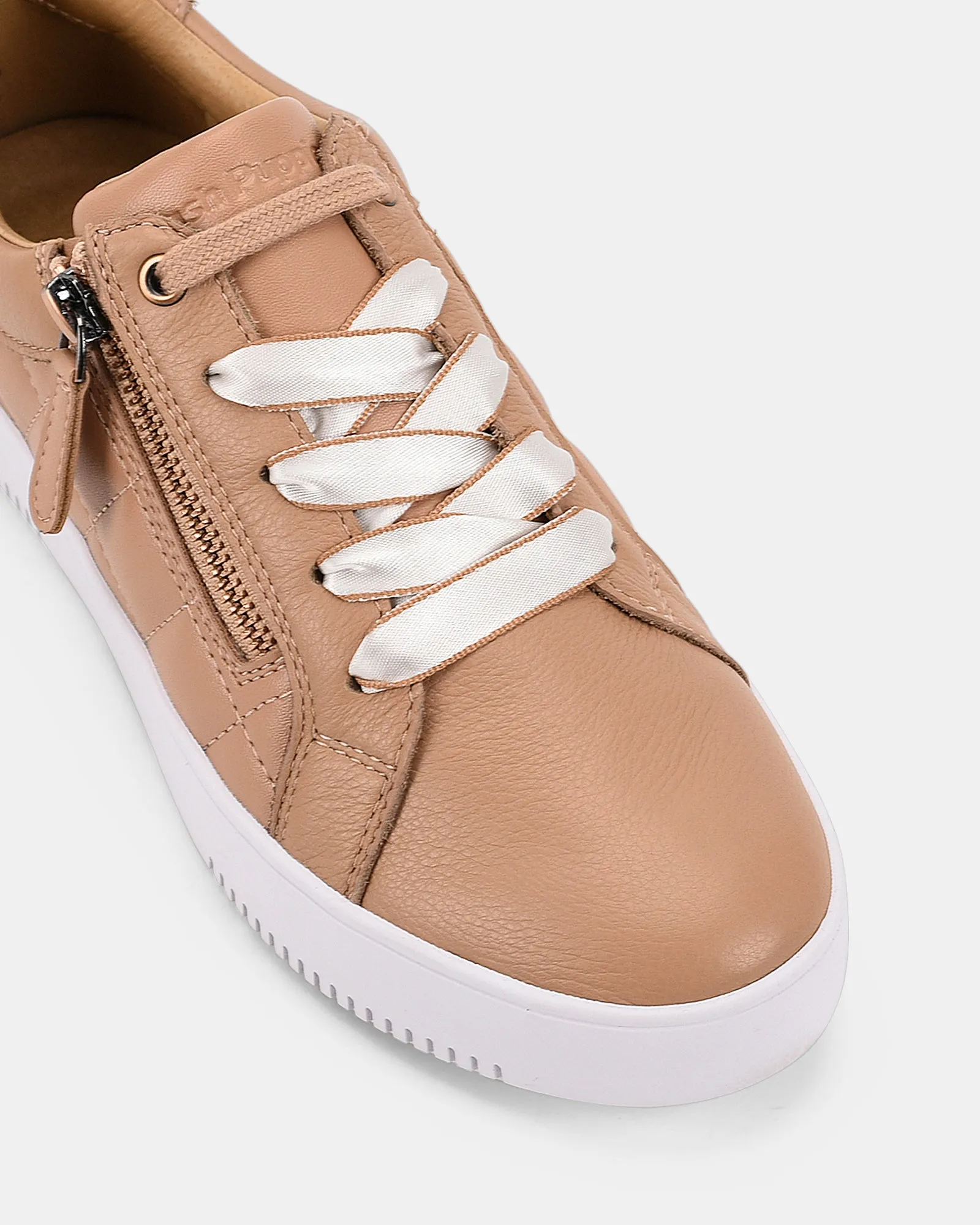 Hush Puppies	Shoes Value Blush