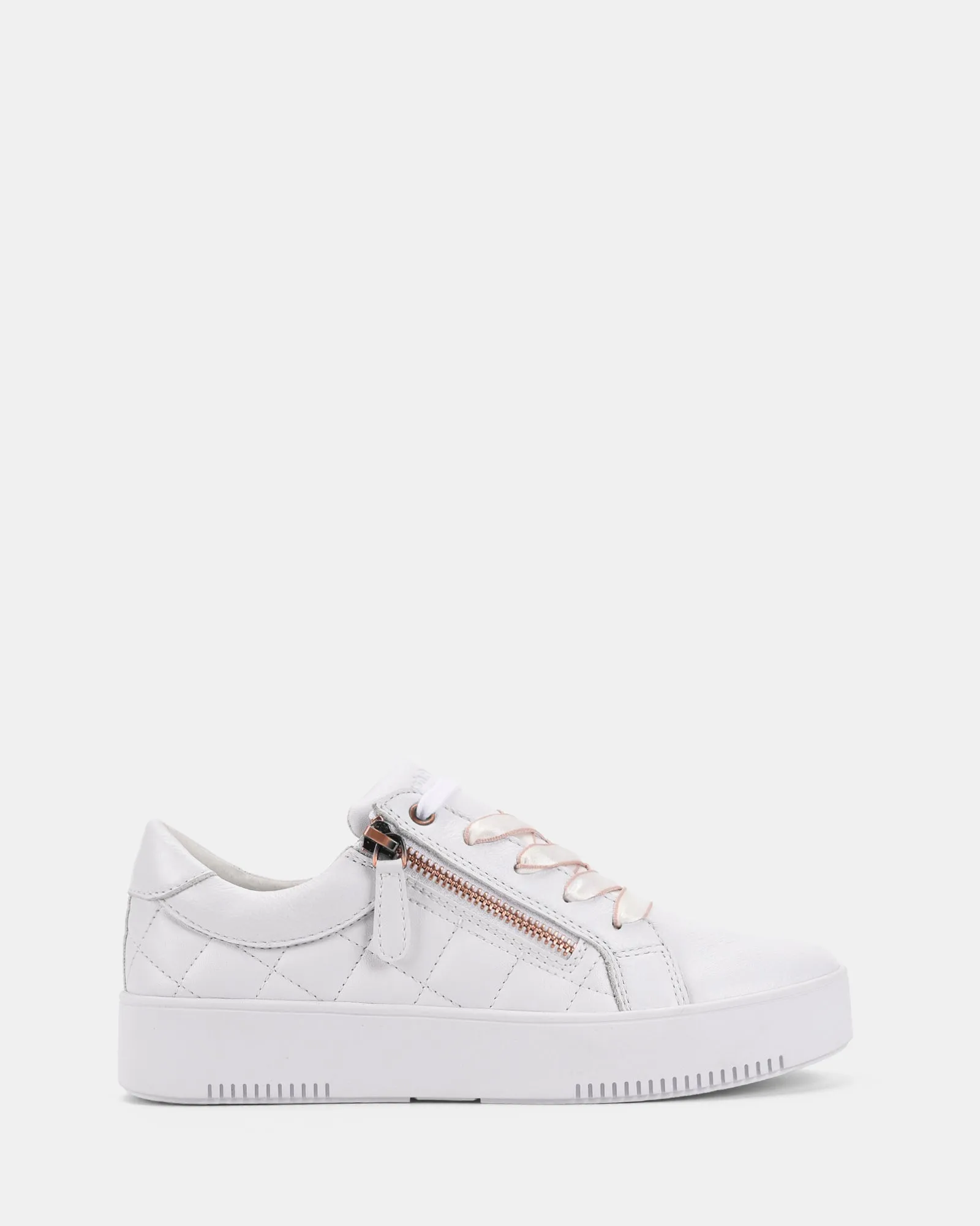 Hush Puppies	Shoes Value White