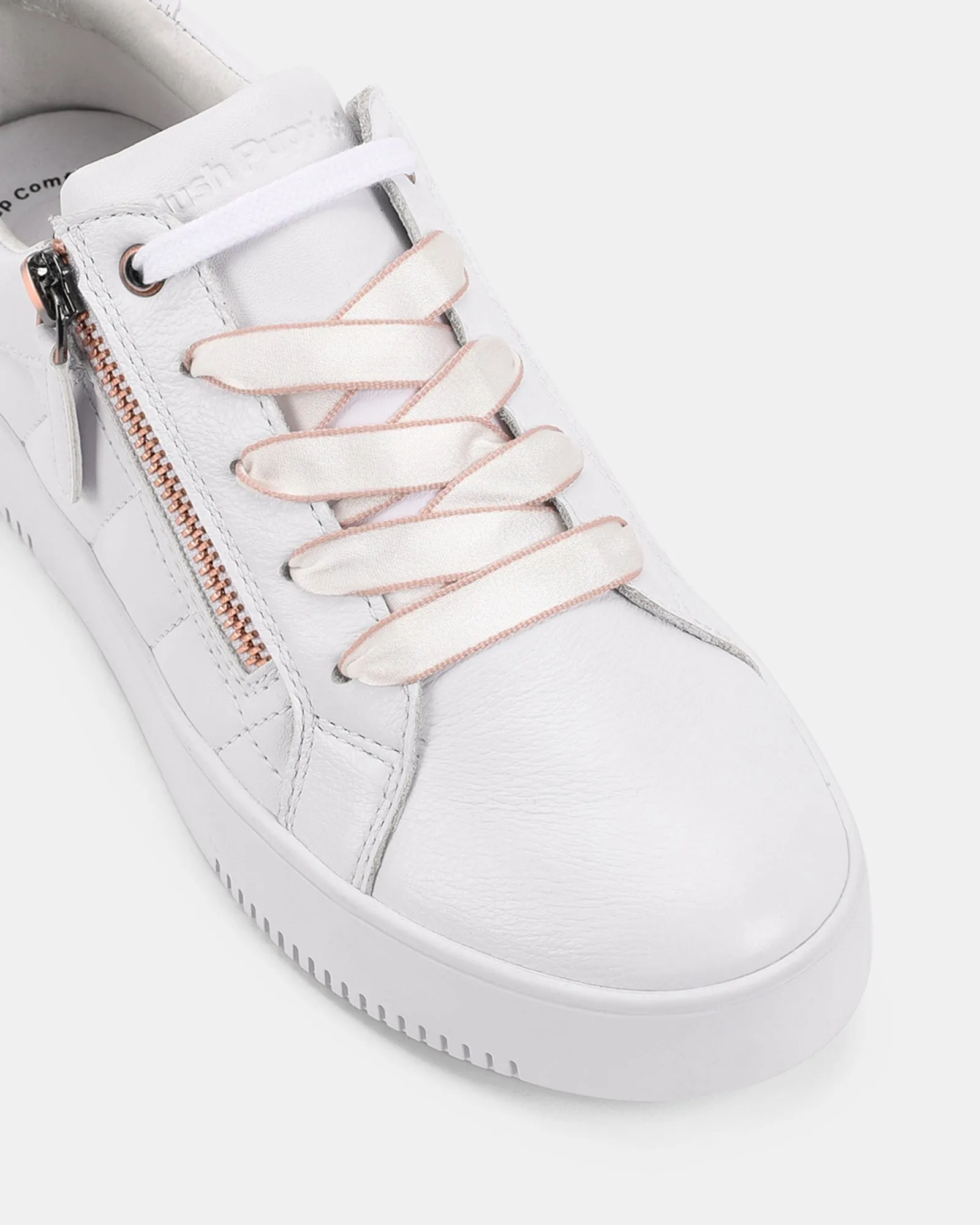 Hush Puppies	Shoes Value White