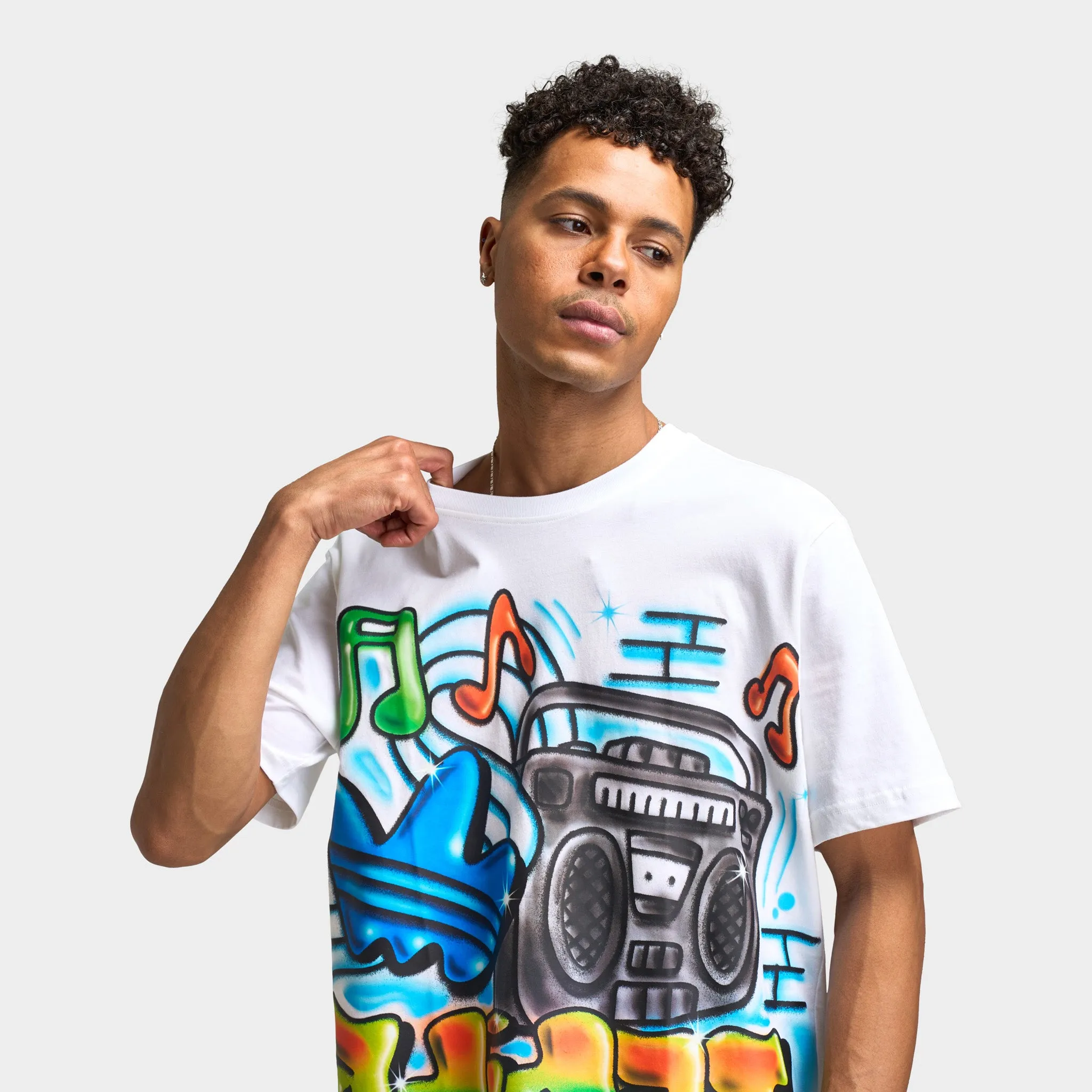 Mens Adidas adidas Q12 TS Street Airbrush T-Shirt / White