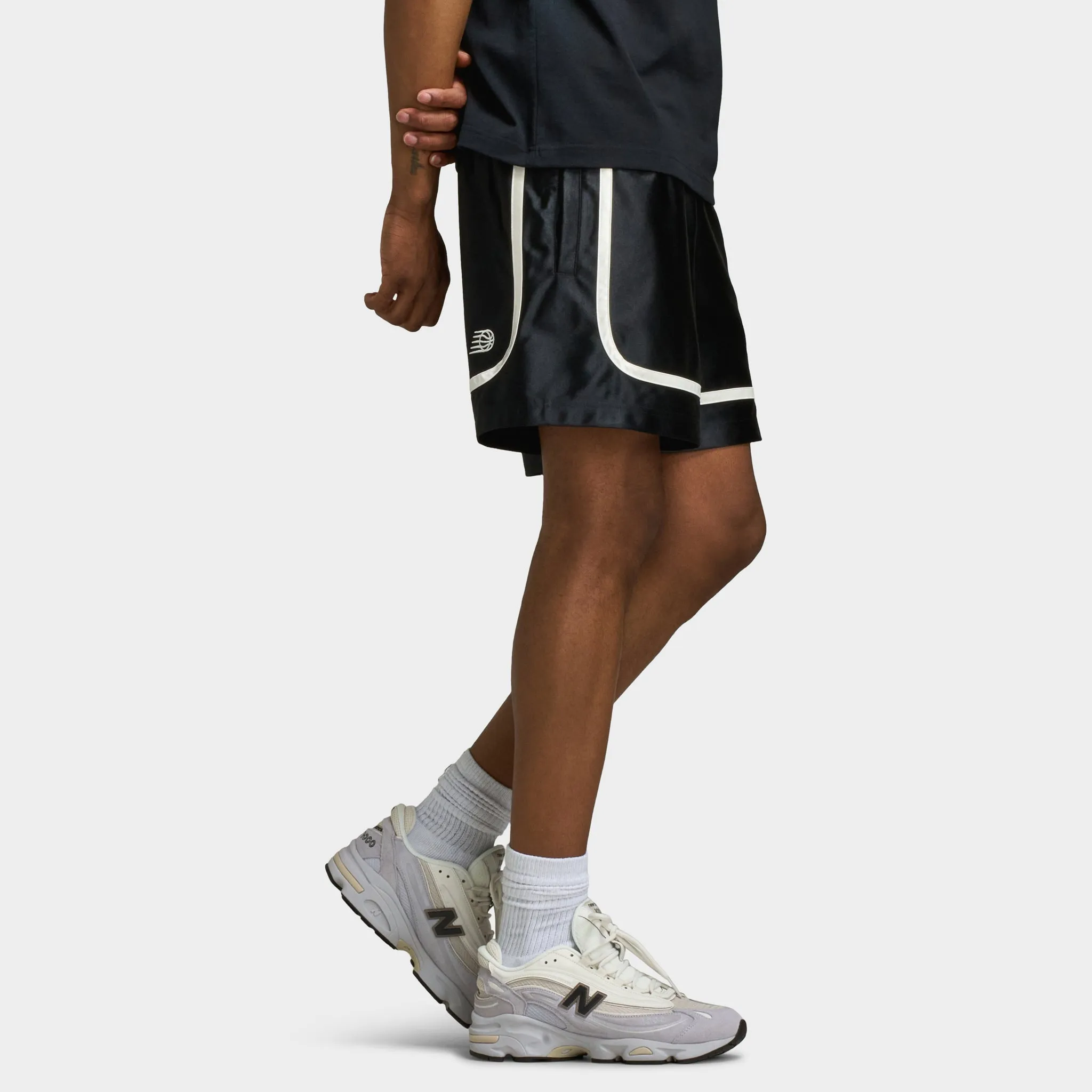 Mens New Balance New Balance Hoops 5 Inch Knit Short / Black