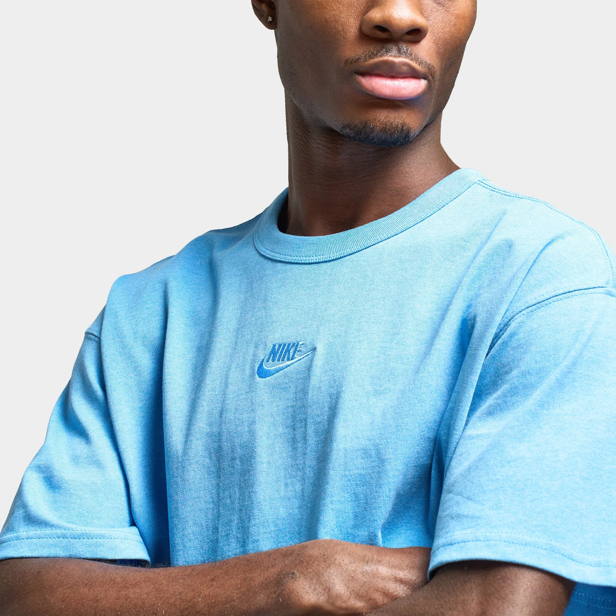 Mens Nike Nike Sportswear Premium Essential T-Shirt University Blue / Htr