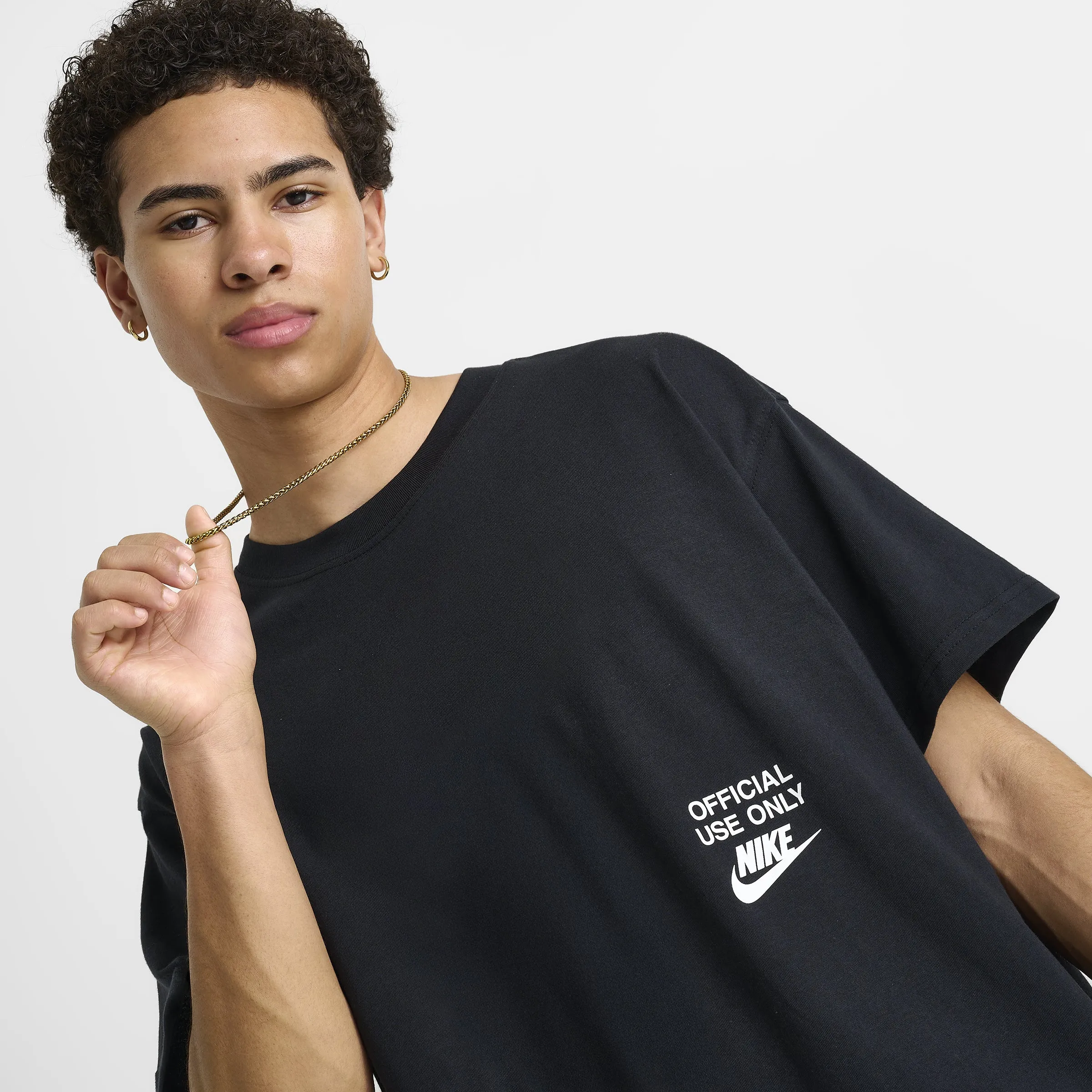 Mens Nike Nike Sportswear Remix Graphic T-Shirt / Black