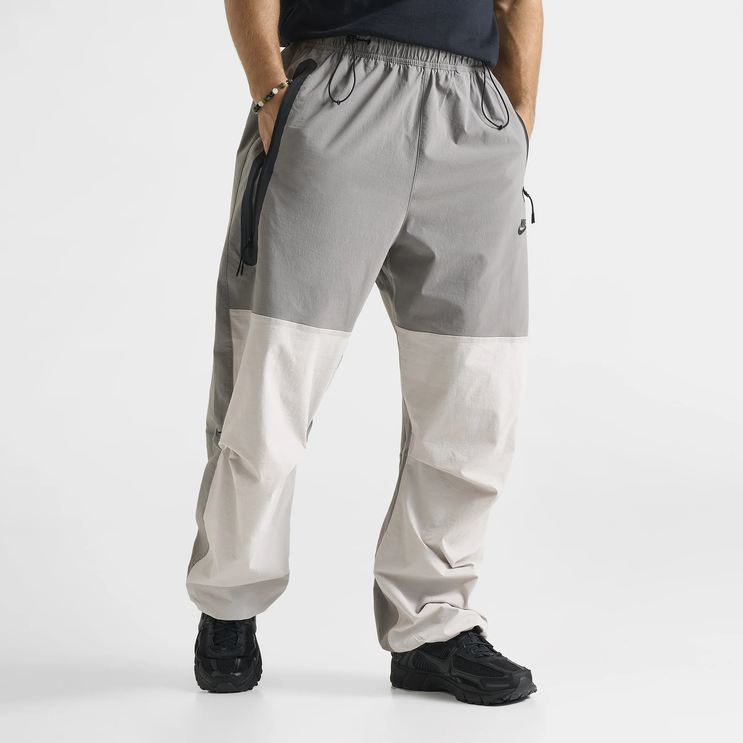 Mens Nike Nike Tech Woven Oversized Pants Flat Pewter / Lt Iron Ore - Black