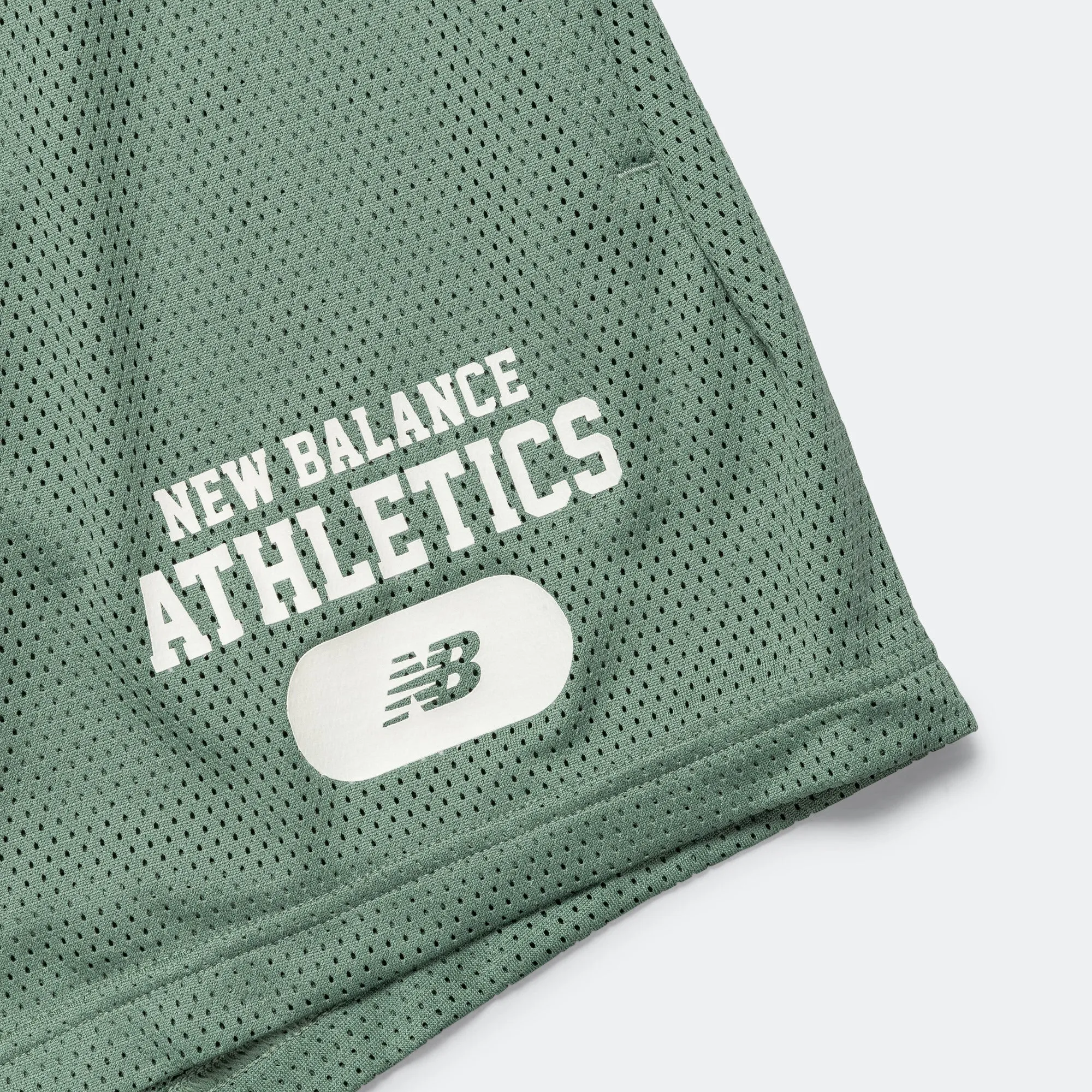 New Balance Clothing Sport Essentials Mesh Graphic Short 5 - Dark Juniper