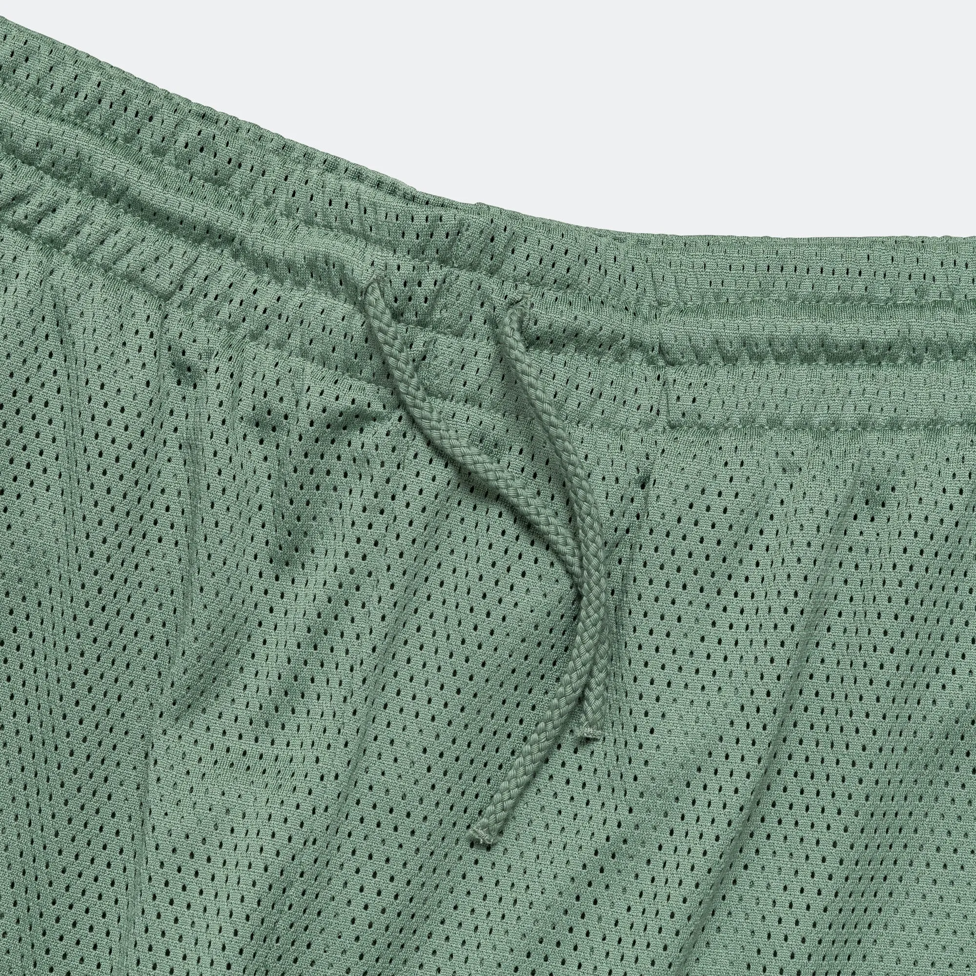 New Balance Clothing Sport Essentials Mesh Graphic Short 5 - Dark Juniper