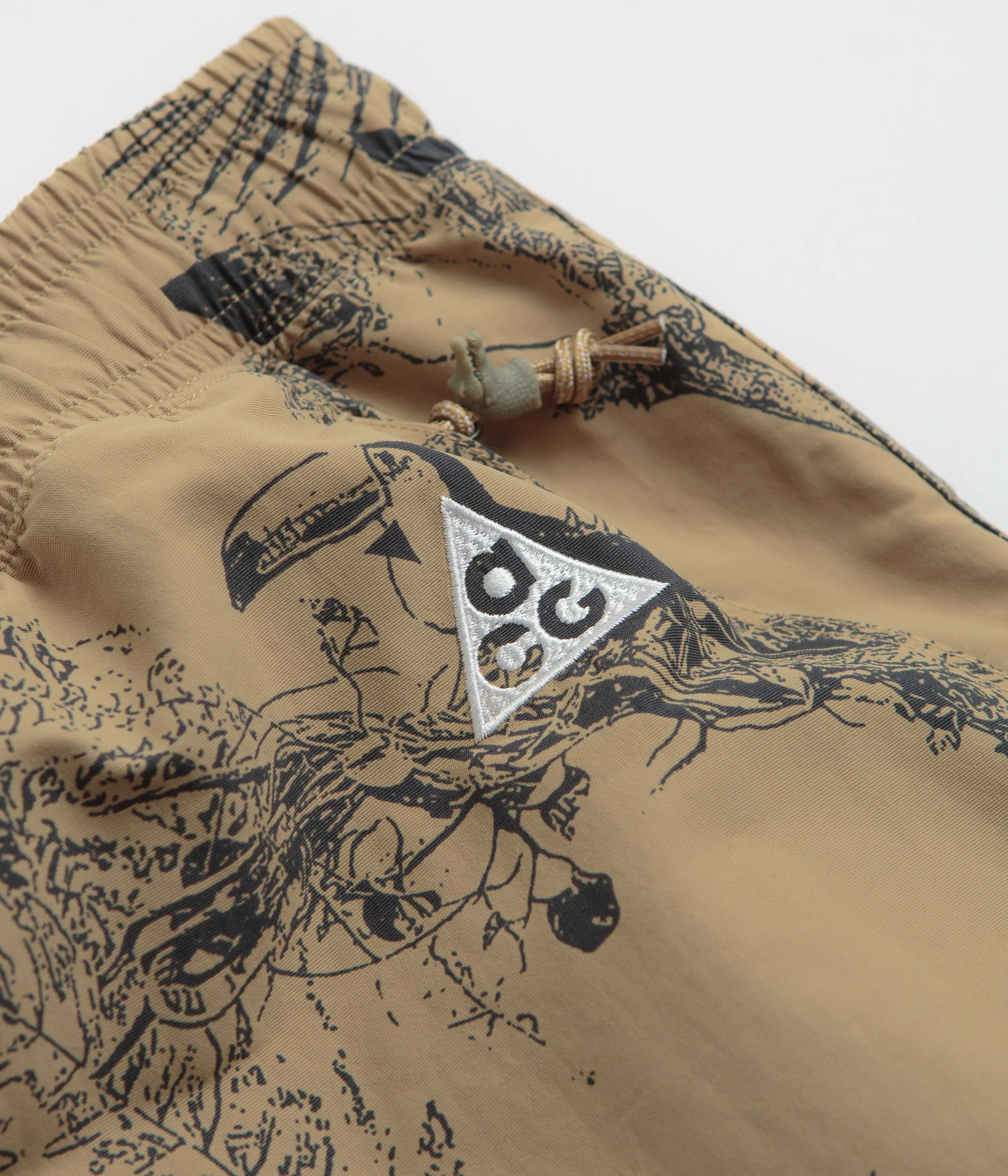 Nike ACG Reservoir Goat Shorts - Parachute Beige / Summit White Nike ACG Outdoor Clothing