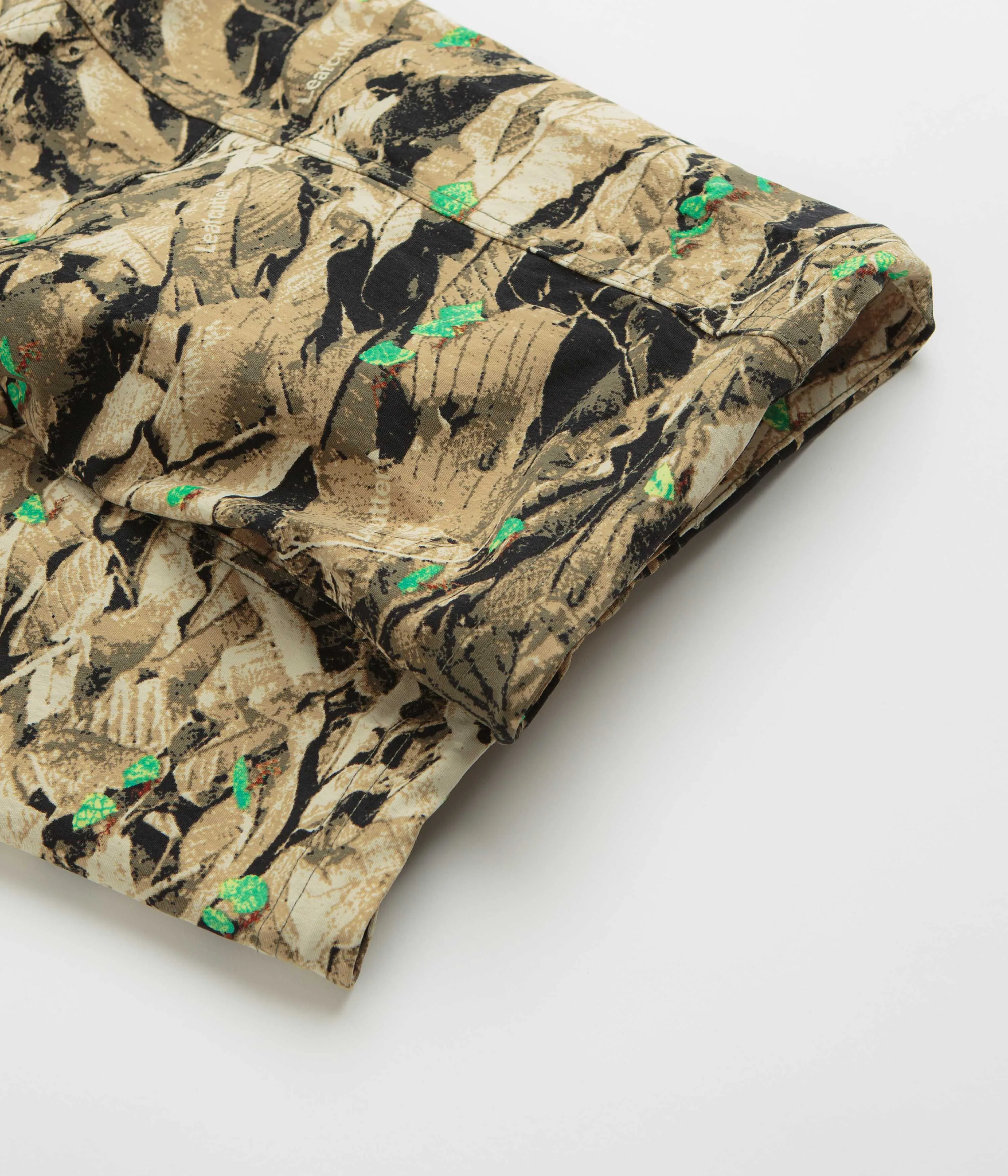 Nike ACG Smith Summit Cargo Pants - Parachute Beige / Sequoia / Summit White Nike ACG Outdoor Clothing