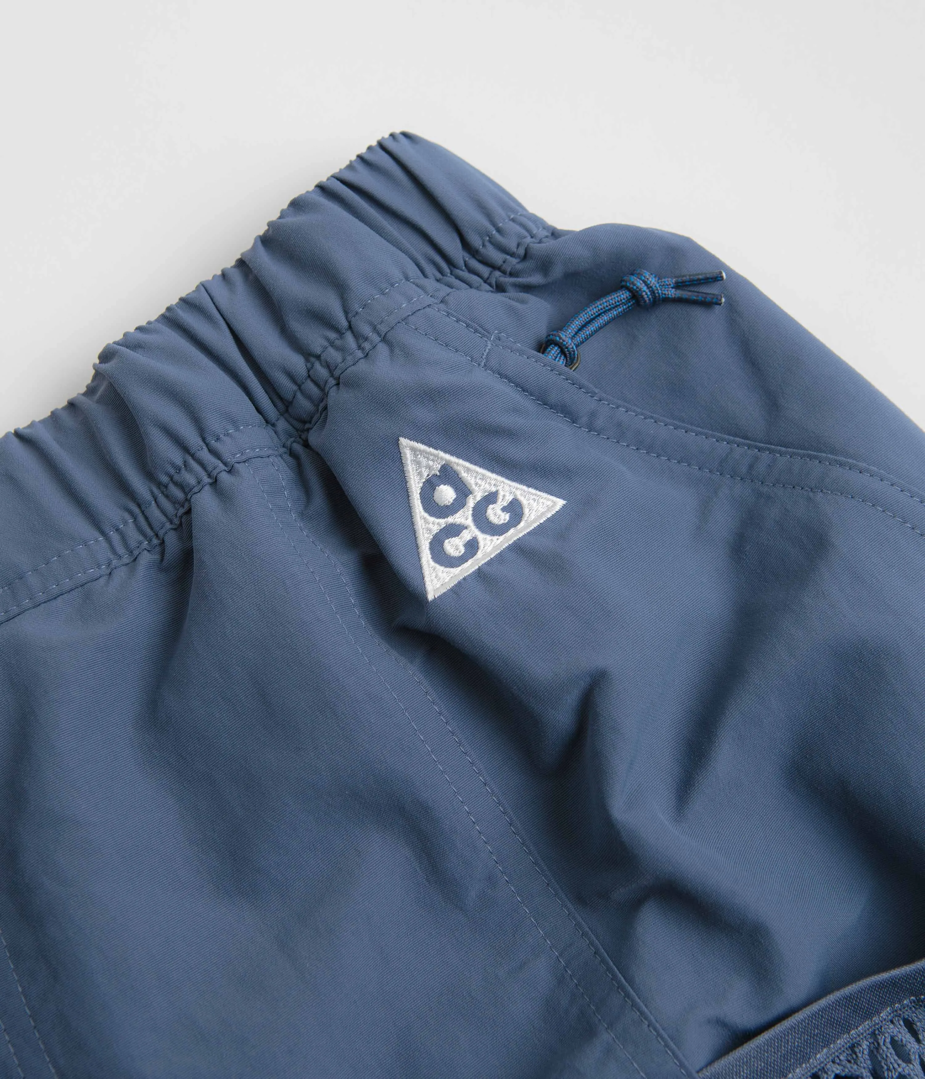 Nike ACG Snowgrass Cargo Shorts - Diffused Blue / Summit White Nike ACG Outdoor Clothing