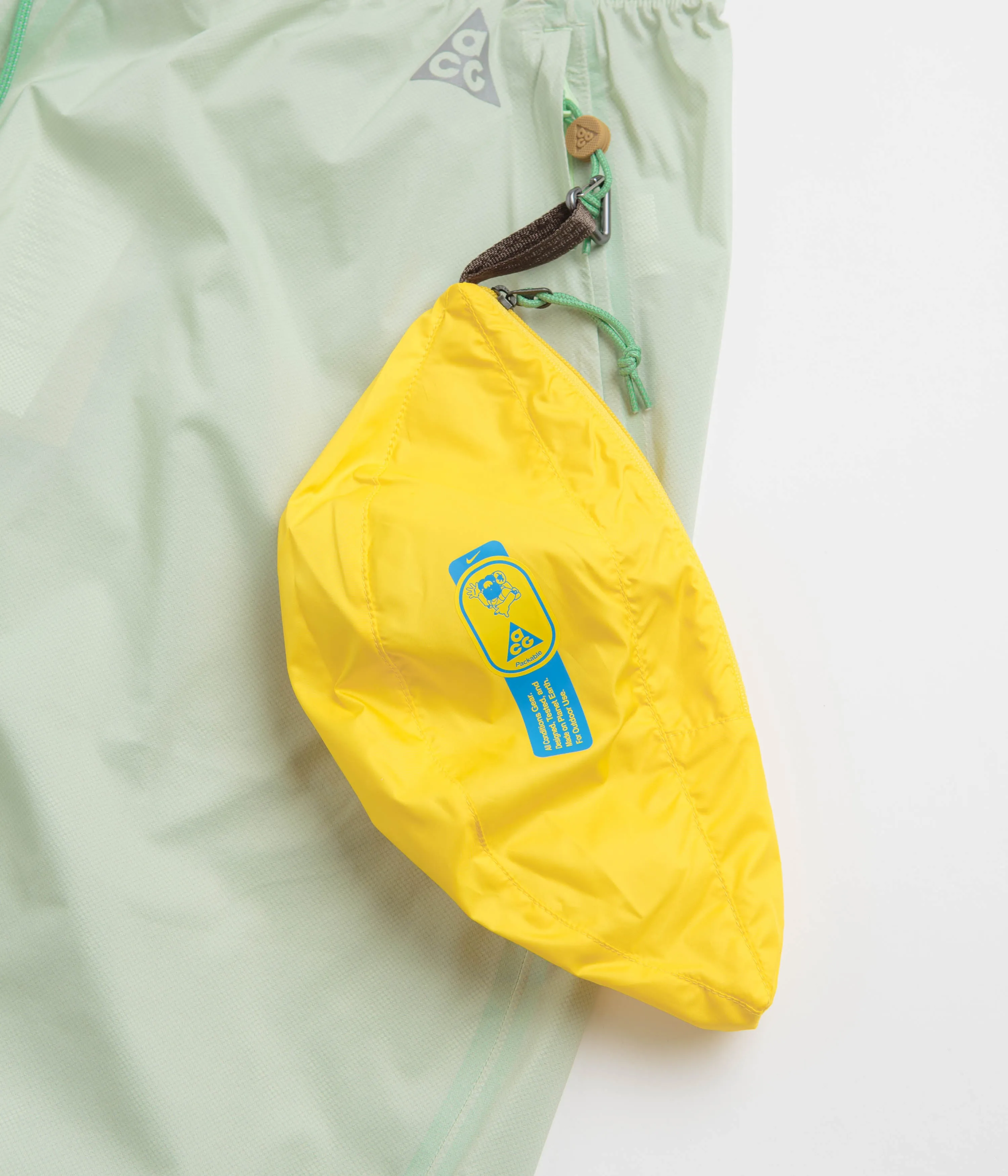 Nike ACG Trail Snacks Pants - Vapor Green / Reflective Silver Nike ACG Outdoor Clothing