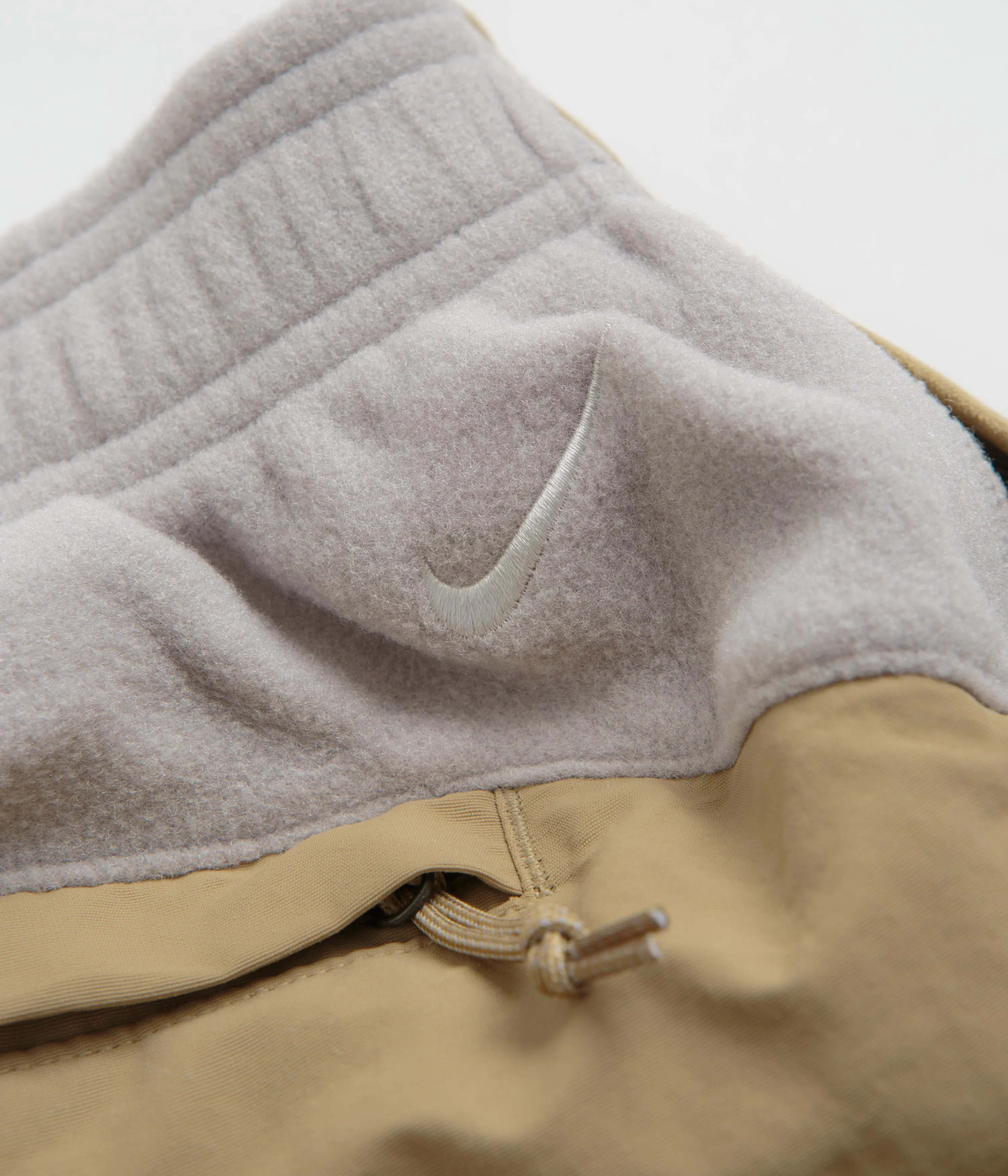 Nike ACG Wolf Tree Plus Pants - College Grey / Parachute Beige / Summit White Nike ACG Outdoor Clothing
